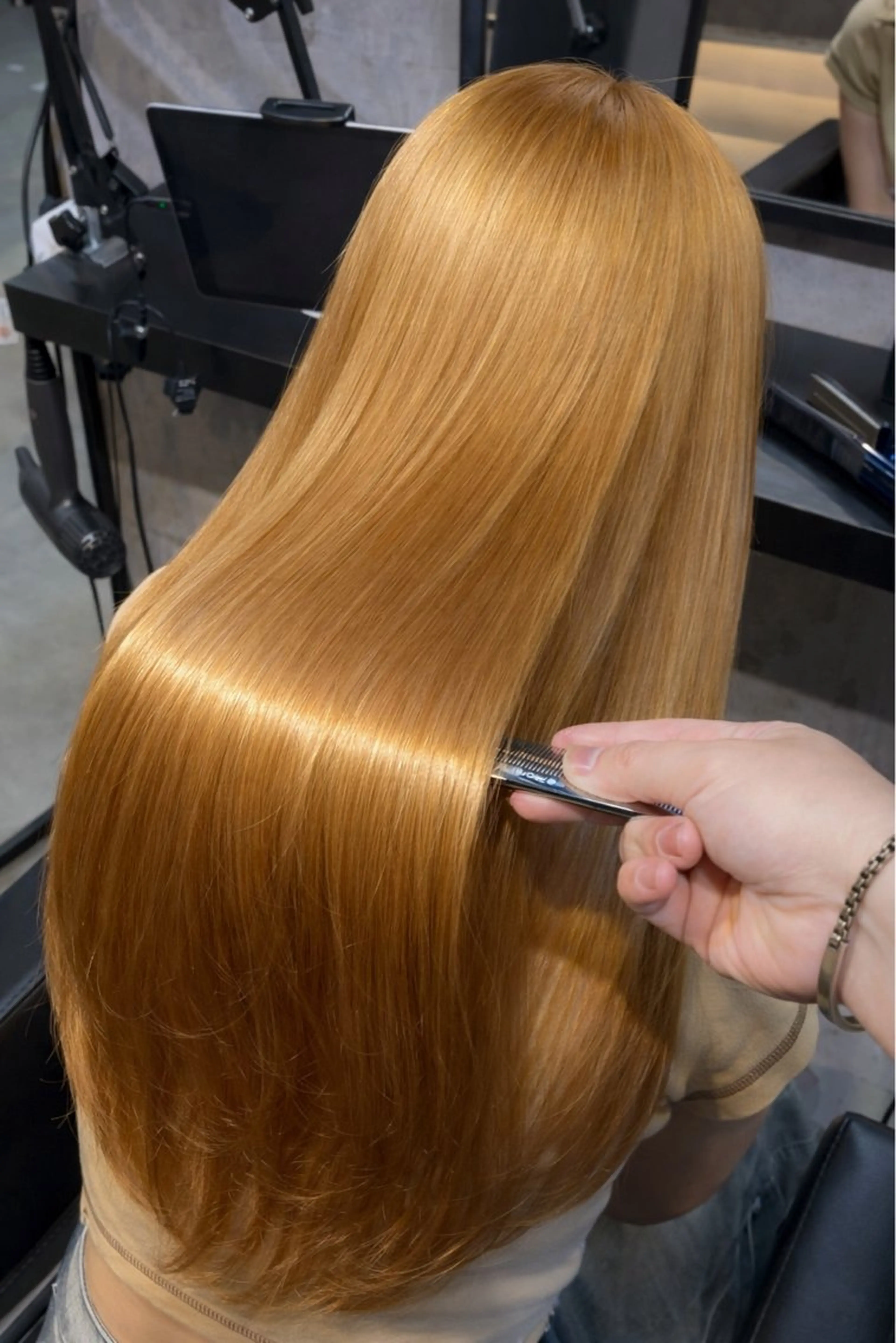 ロング 縮毛矯正 トリートメント カット 縮毛矯正 トリートメント ♦️髪質改善美髪矯正 💍谷口克也♦️のヘアスタイル