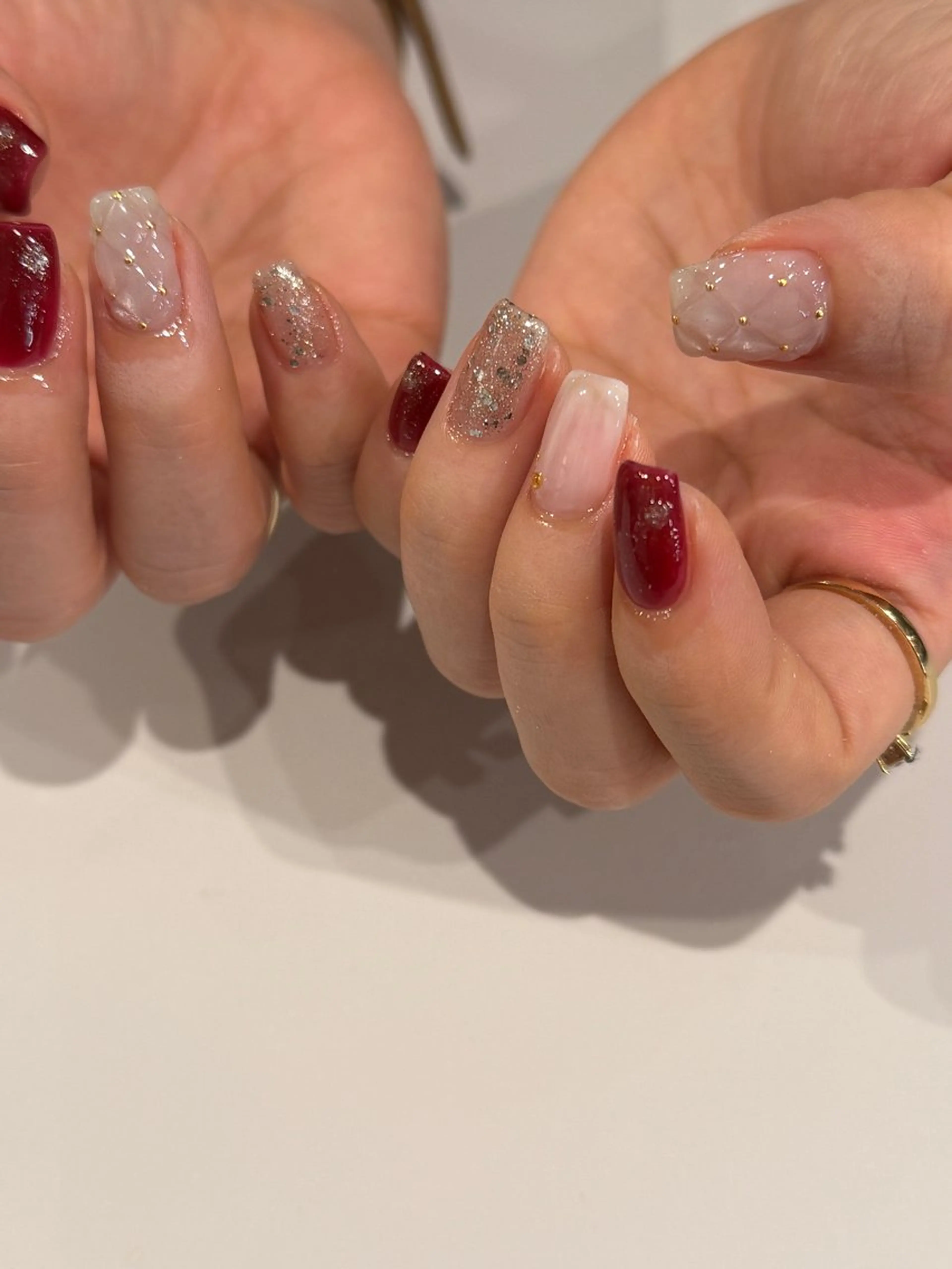 ネイル マグネットネイル 持ち込み 冬ネイル クリスマス ハンドネイル ikoi🫧 Kotomiのネイルデザイン