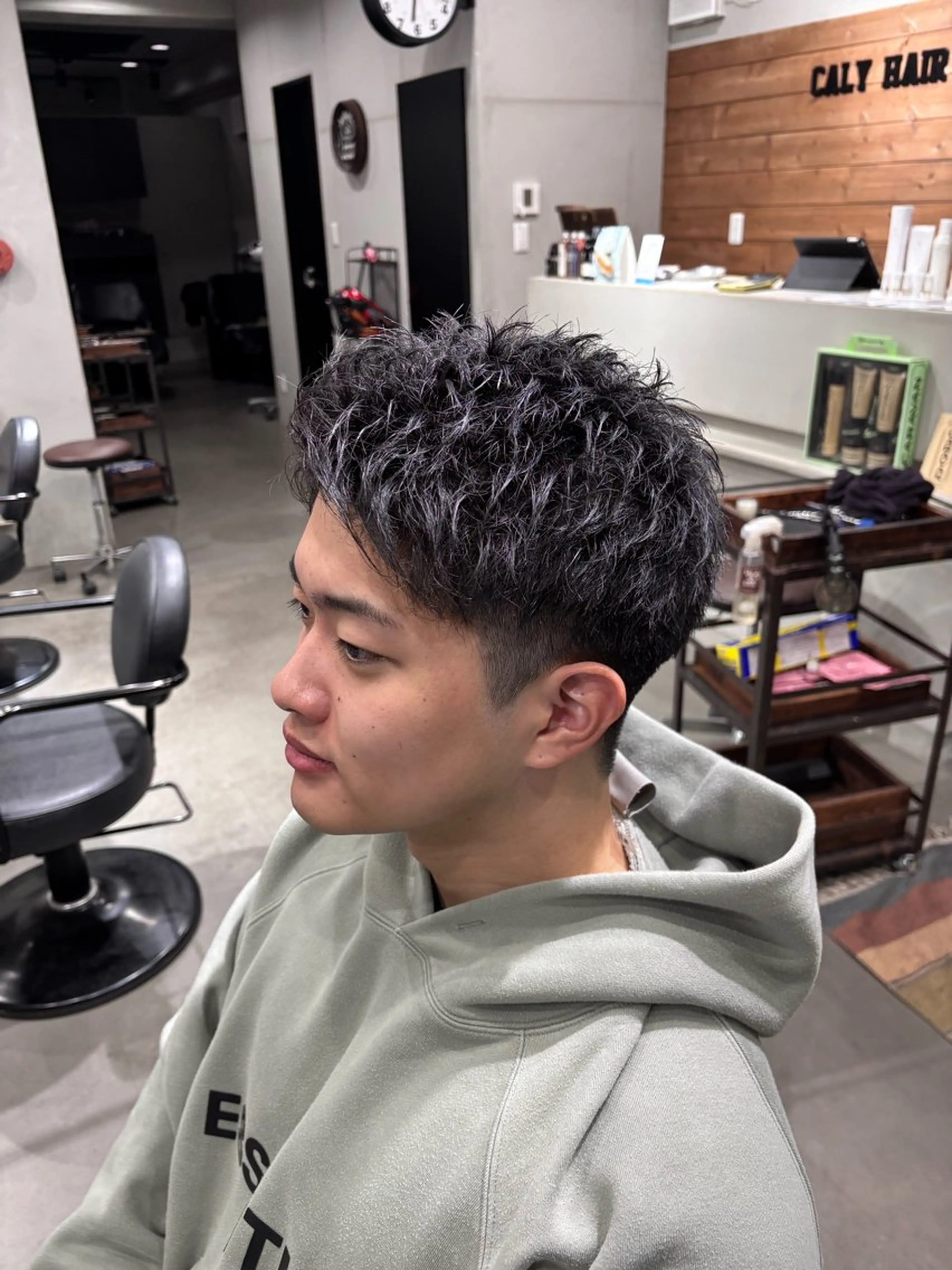 ショート カット Caly所属・メンズパーマモデル 募集中🔥マナトのヘアスタイル