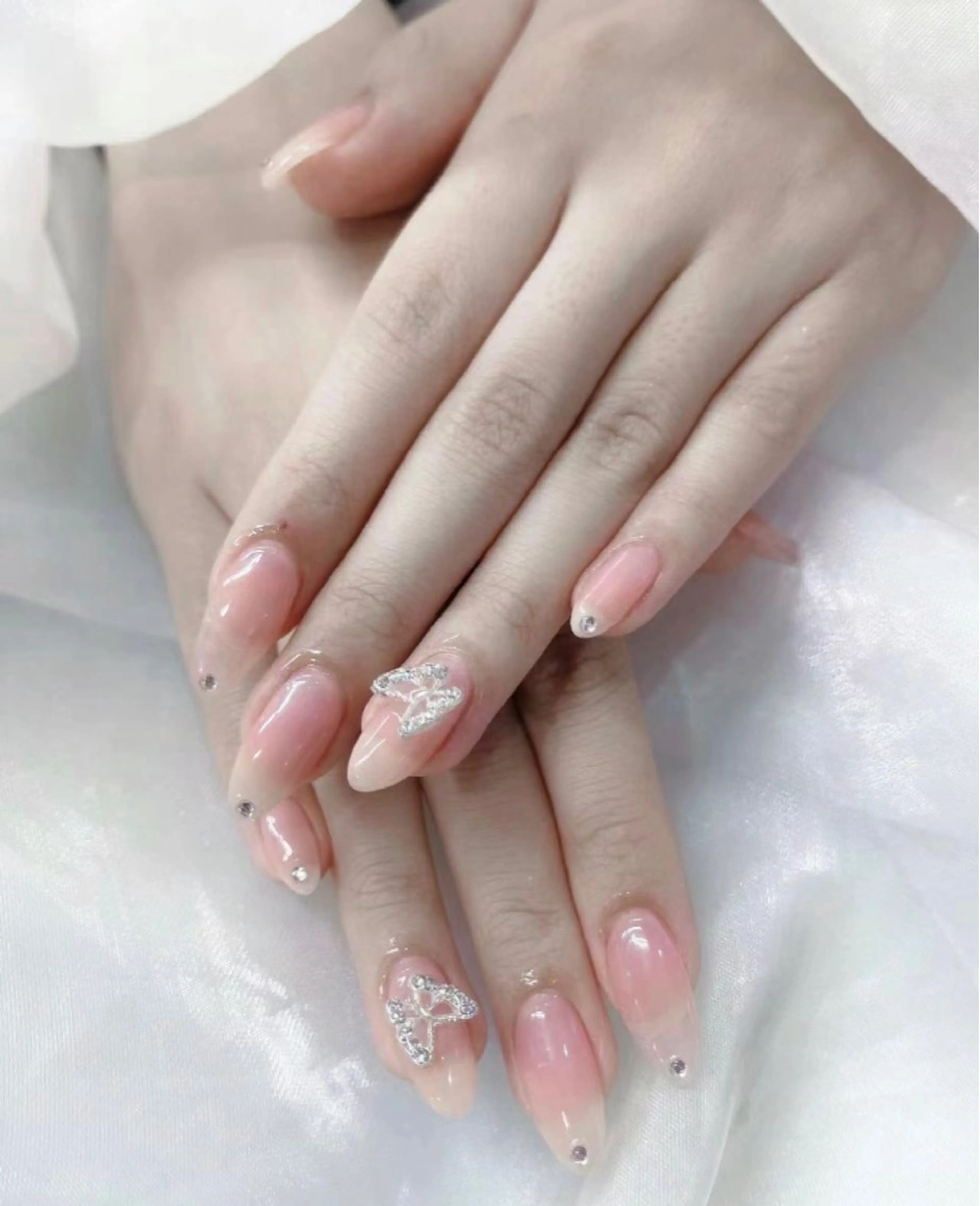 ネイル Miouミオン ネイルサロンのネイルデザイン