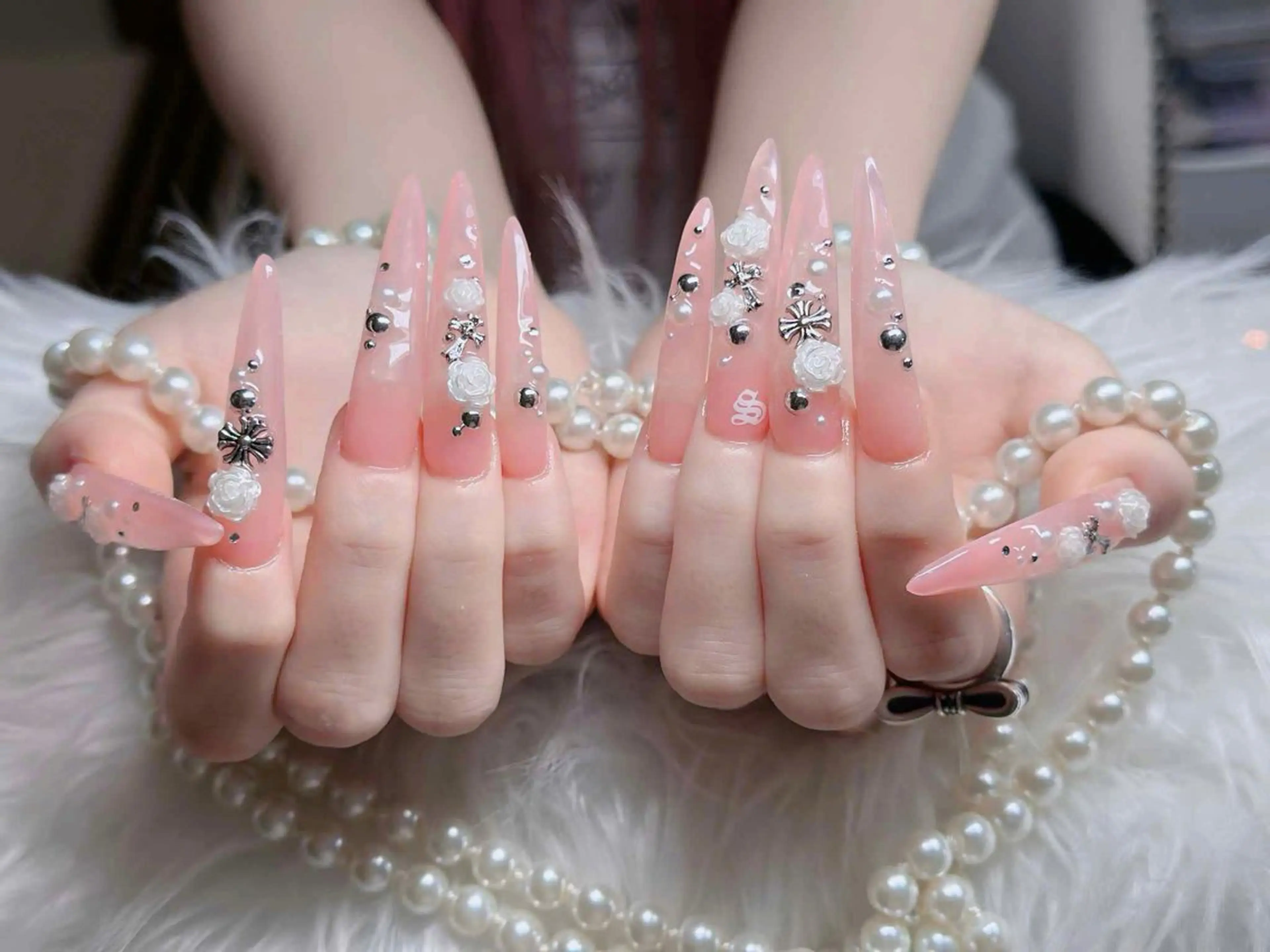 ネイル オーロラネイル フレンチネイル ジェルネイル ハロウィン 韓国ネイル ハンドネイル H.baby Nail Salonのネイルデザイン