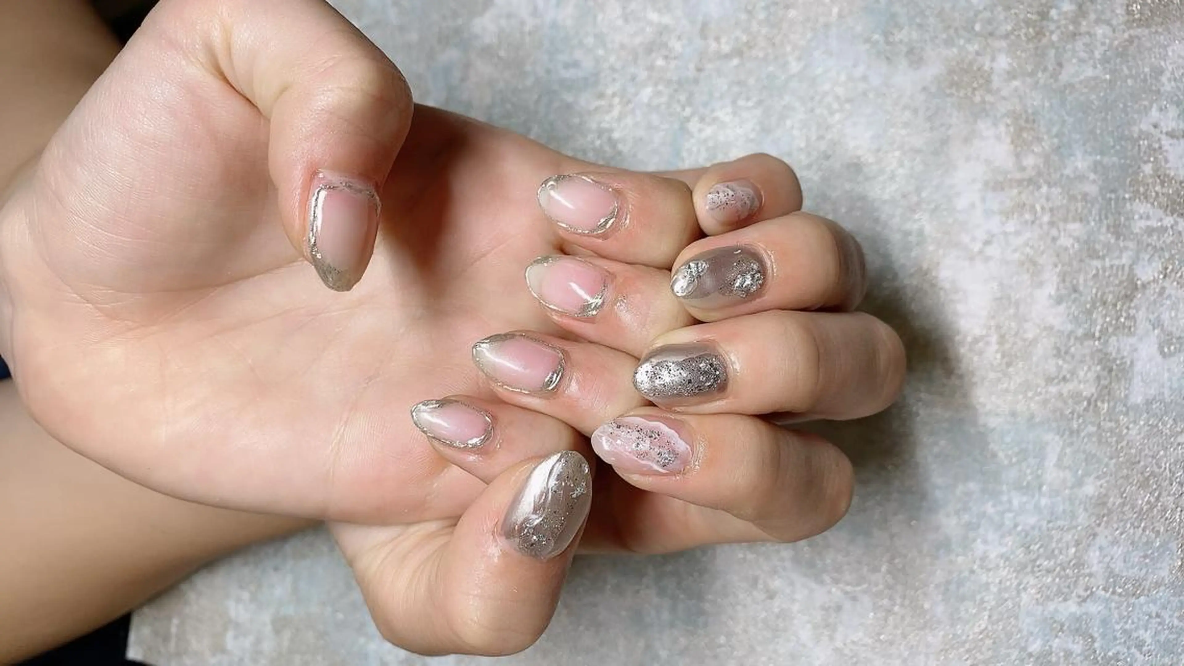 ネイル 上野 由衣のネイルデザイン