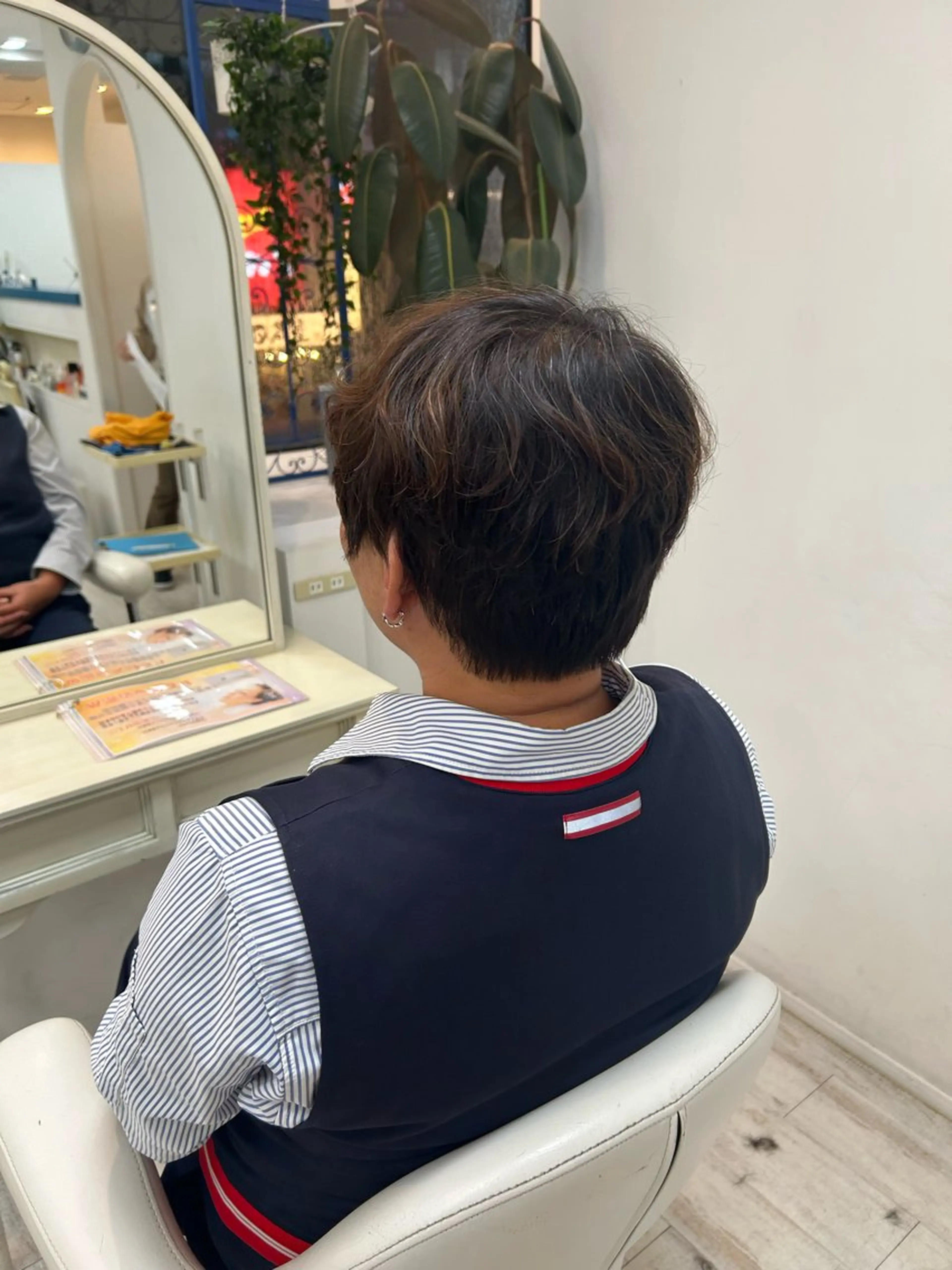 ショート 小川 夏花のヘアスタイル