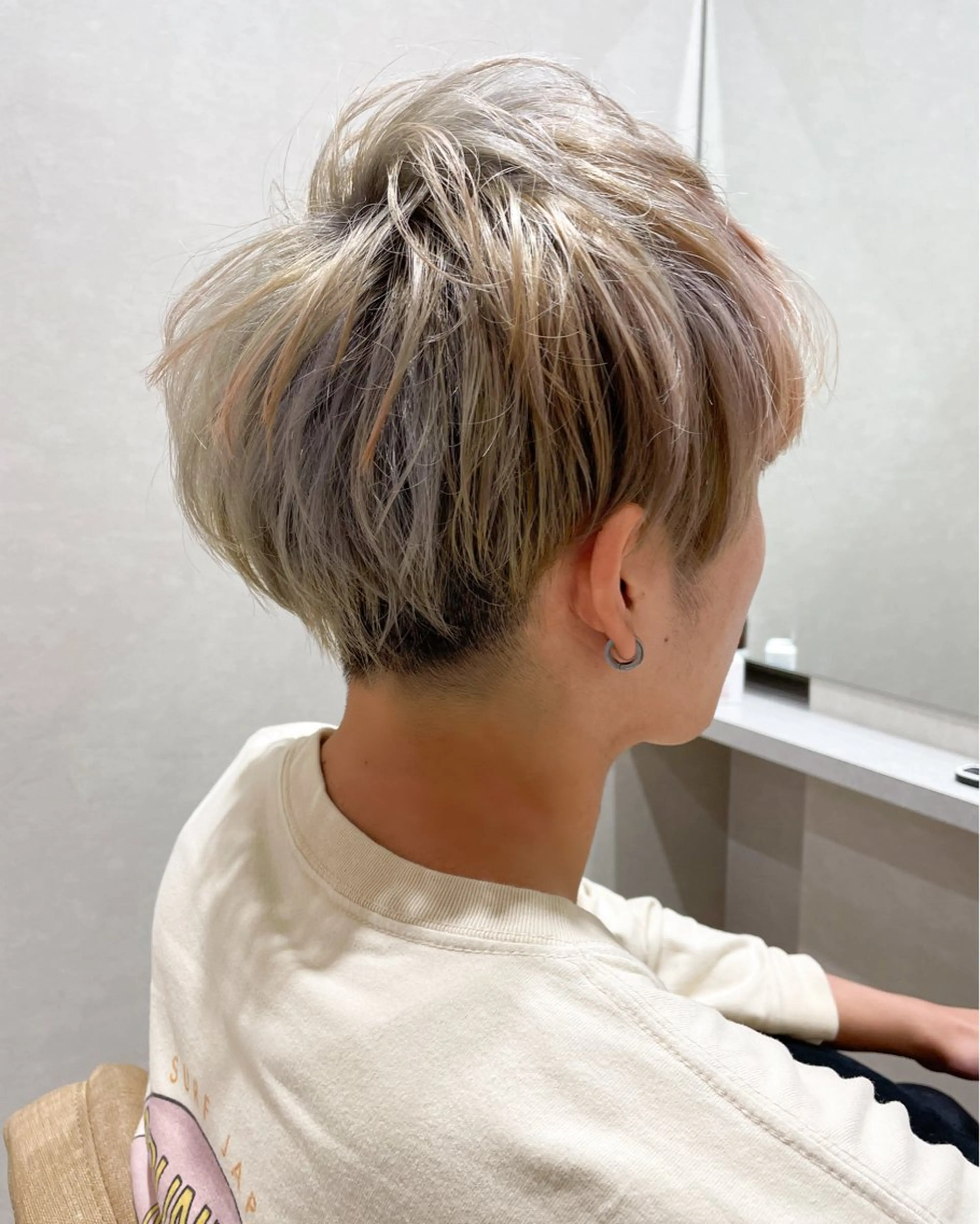 ショート カラー カット ヘアカラー トリートメント Tatsu/newi 大分 ハイトーンのヘアスタイル