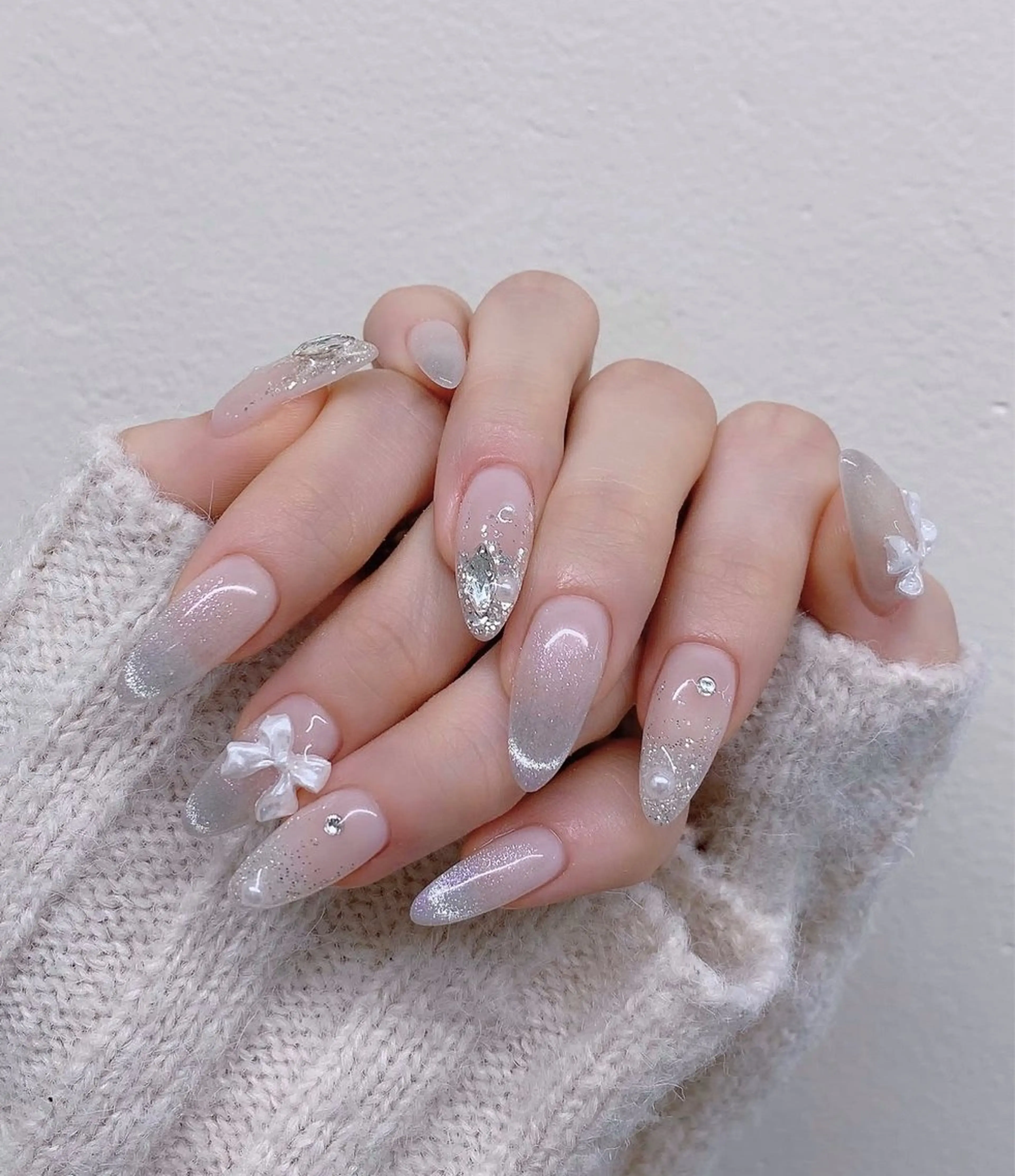 ネイル オーロラネイル 長さ出し フットネイル フレンチネイル ジェルネイル ハンドネイル sora ❄️のネイルデザイン