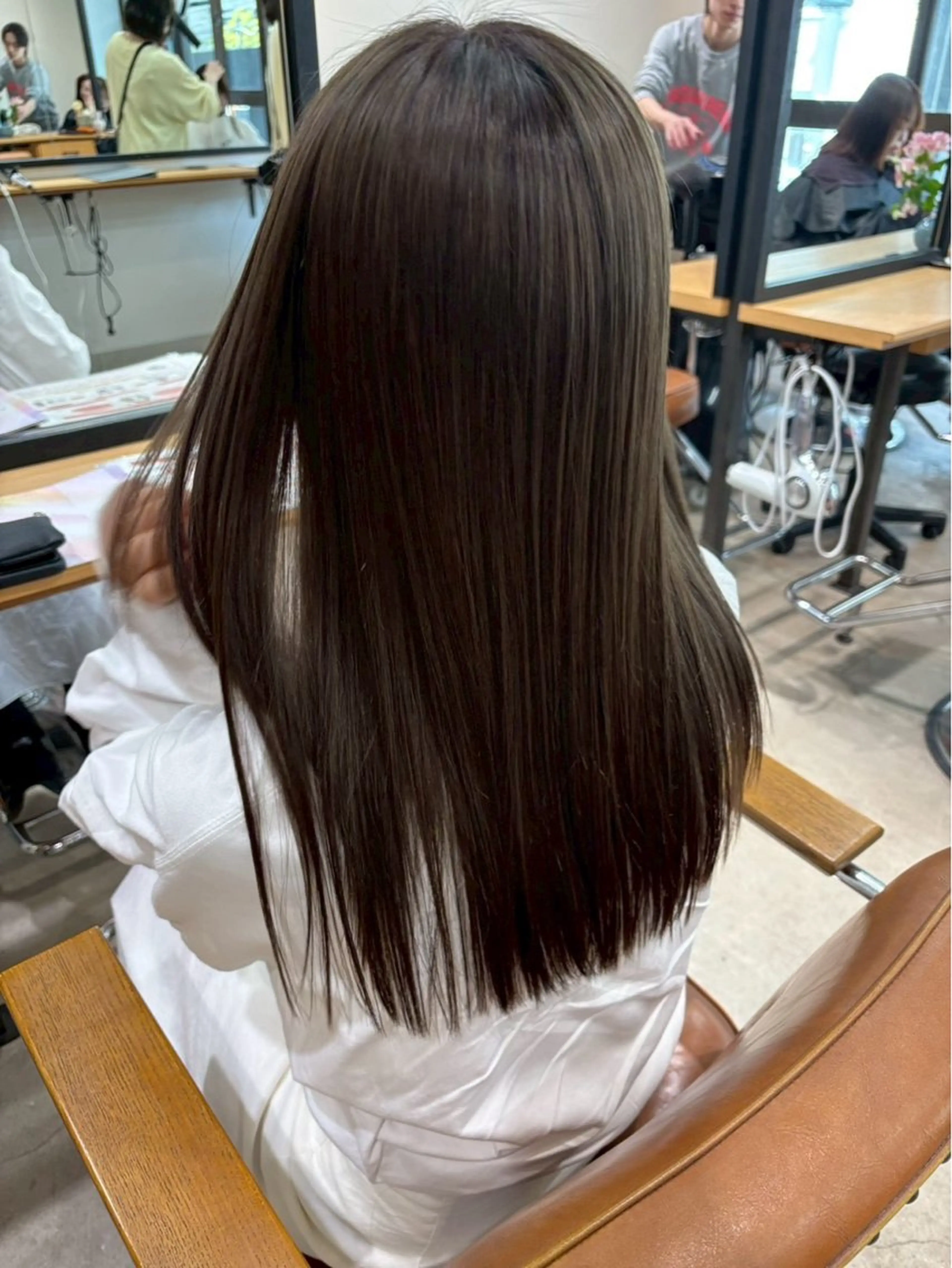 カラー miku/天神 艶カラーのヘアスタイル