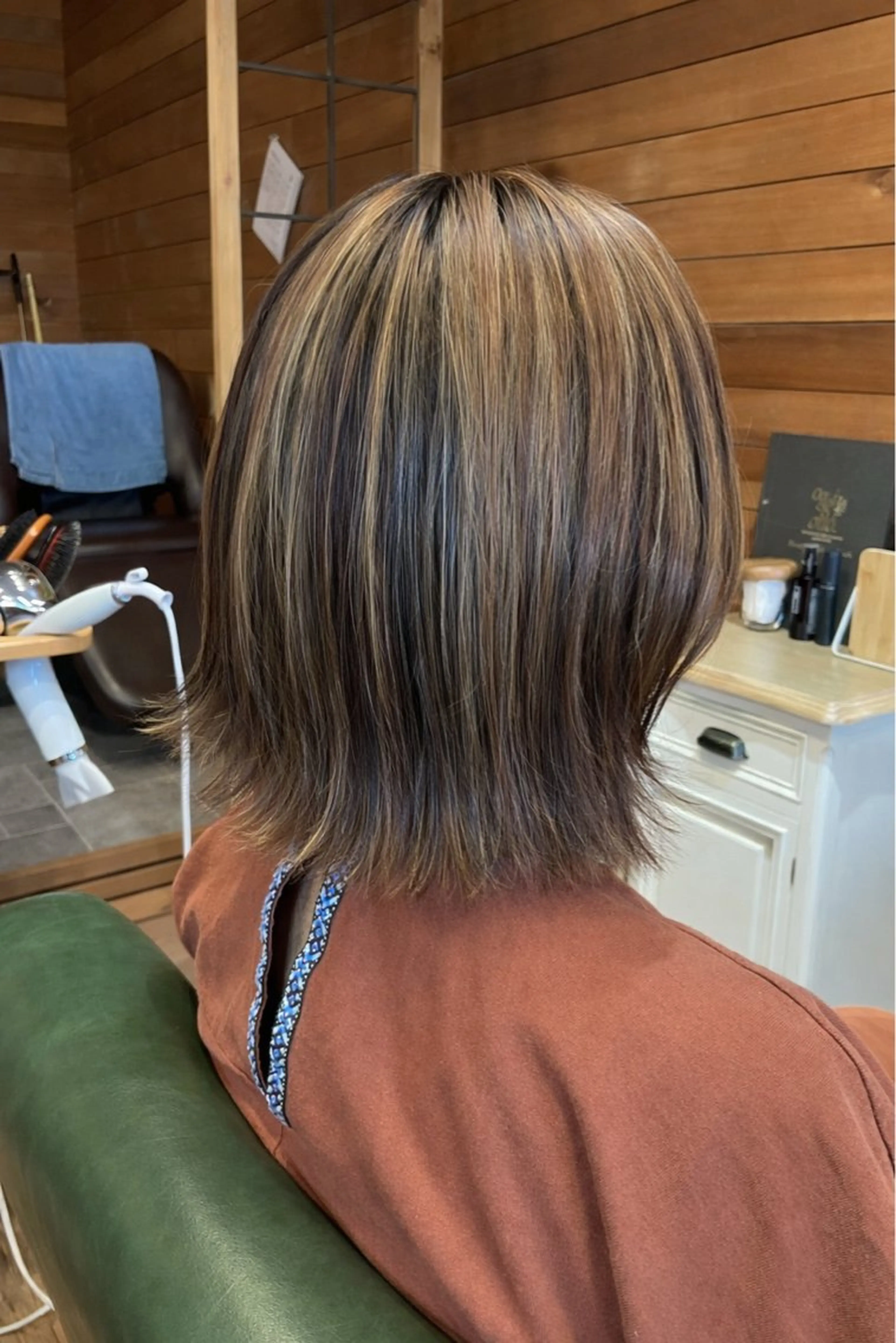 カラー ハイライトカラー ヘアカラー ヘッドスパ アジュテヘアードレッシング所属・m. nanamiのヘアスタイル