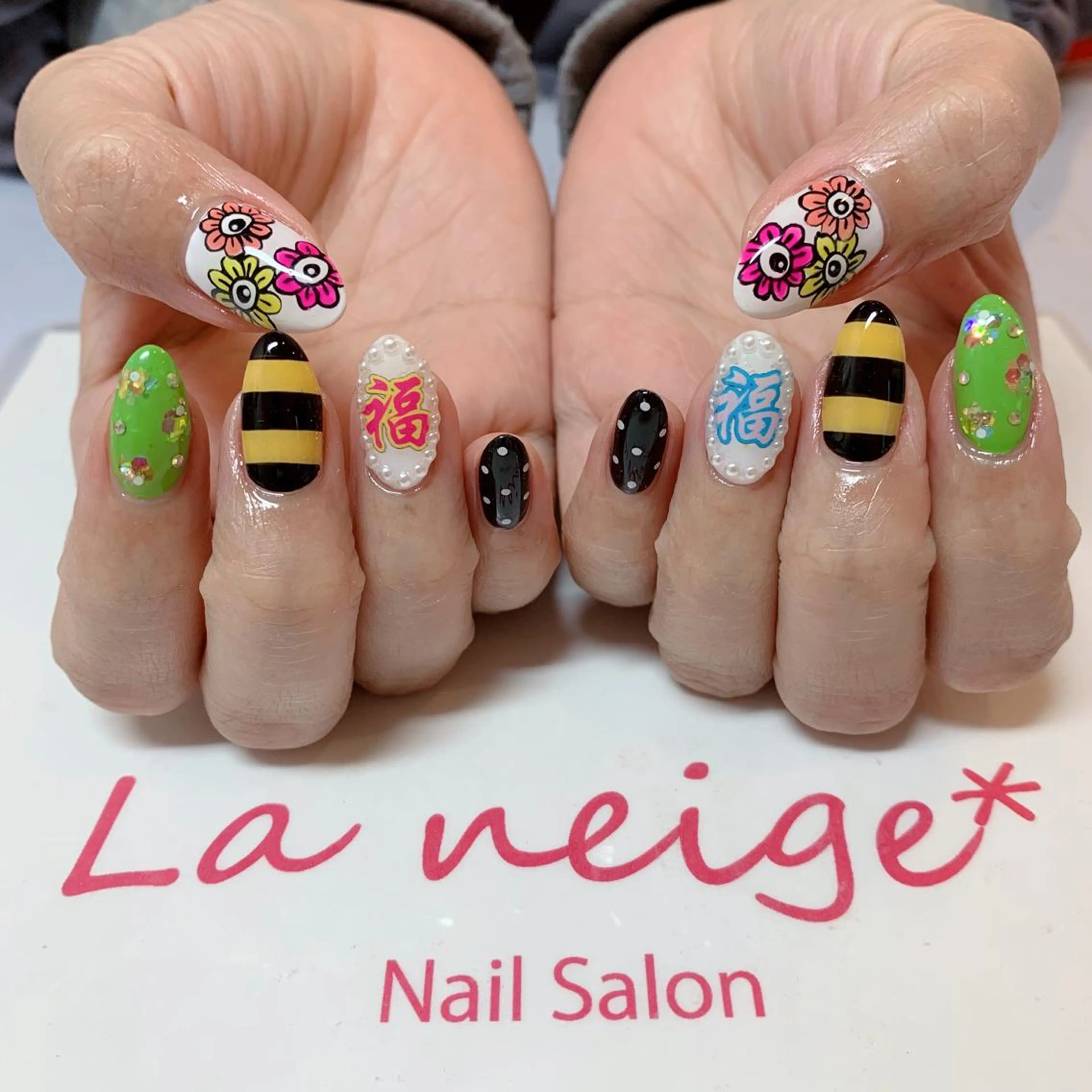 ネイル アートネイル La neige* yuki 🥯🍑のネイルデザイン