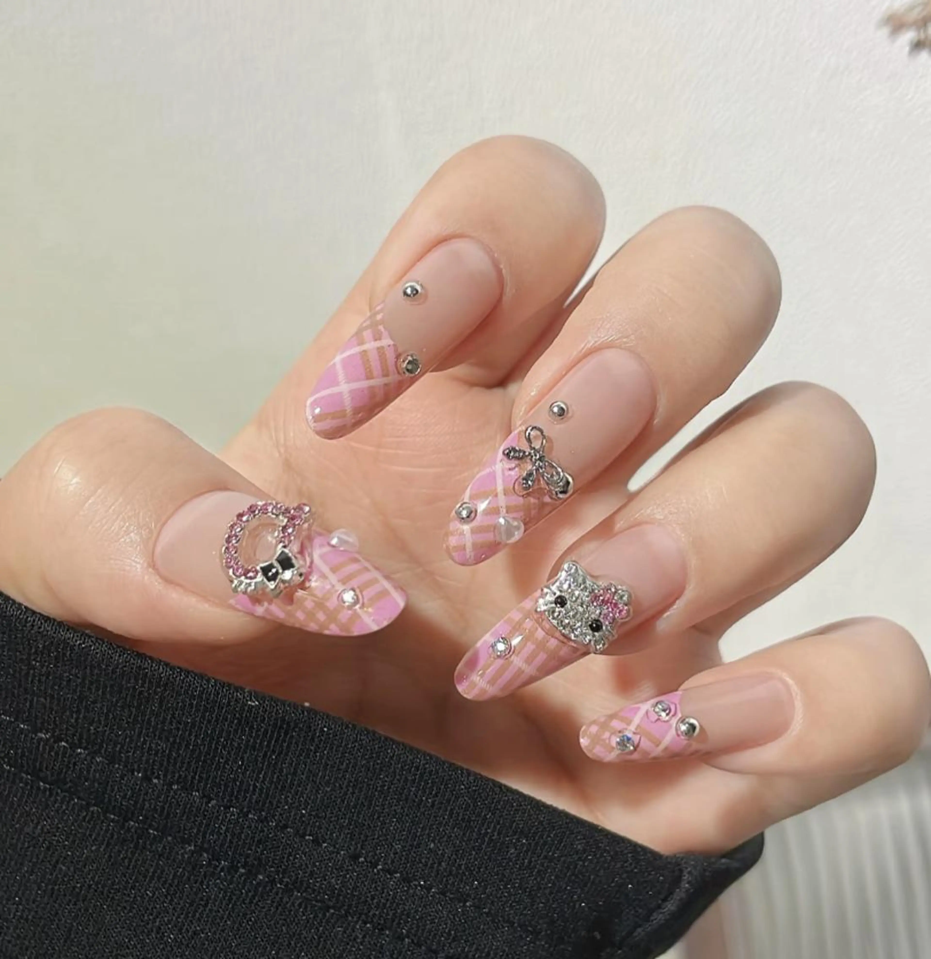 ネイル ハンドネイル Miya🎀 nailのネイルデザイン
