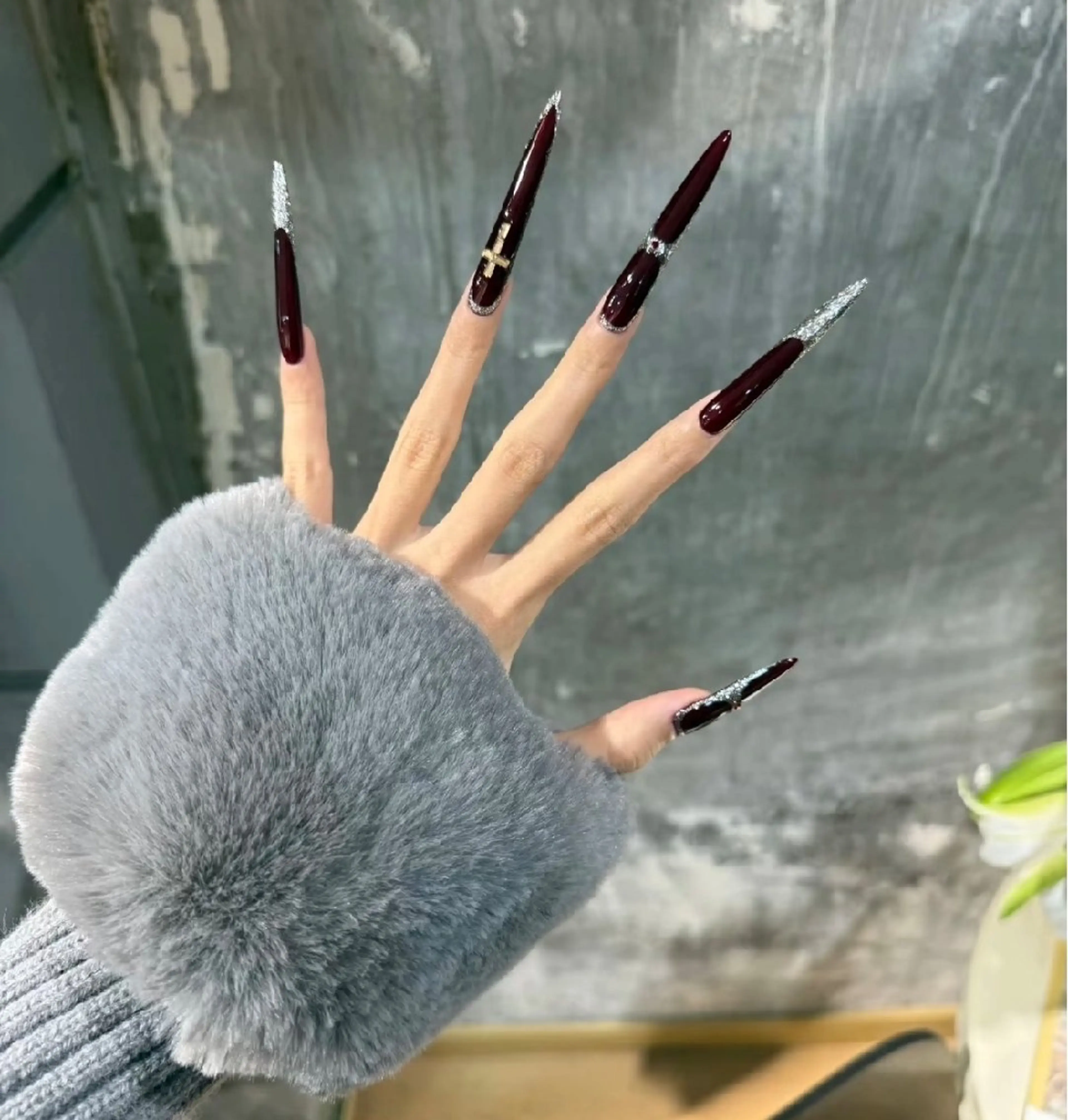 ネイル ハンドネイル N. サロン所属・Theone栄店 田口のネイルデザイン