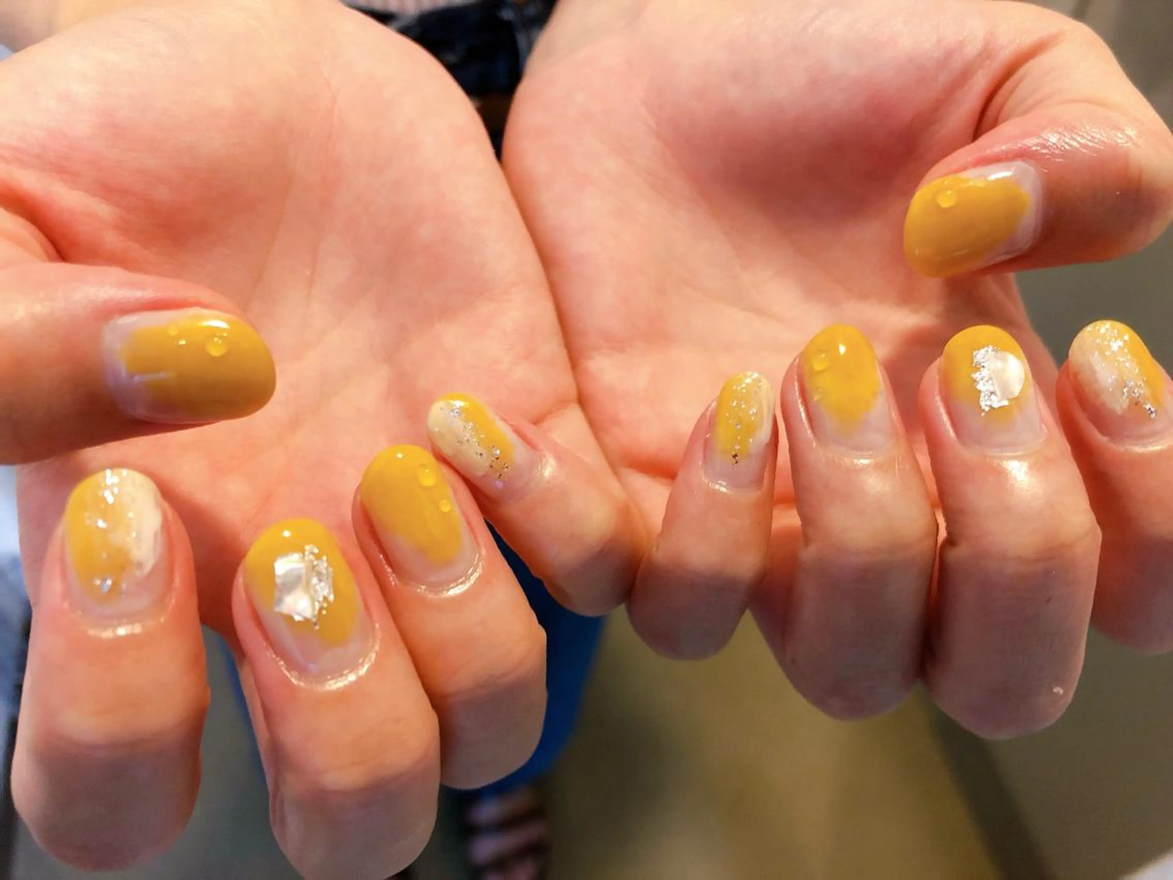 ネイル 黄色 ハンドネイル Mogu nail 二子玉川のネイルデザイン