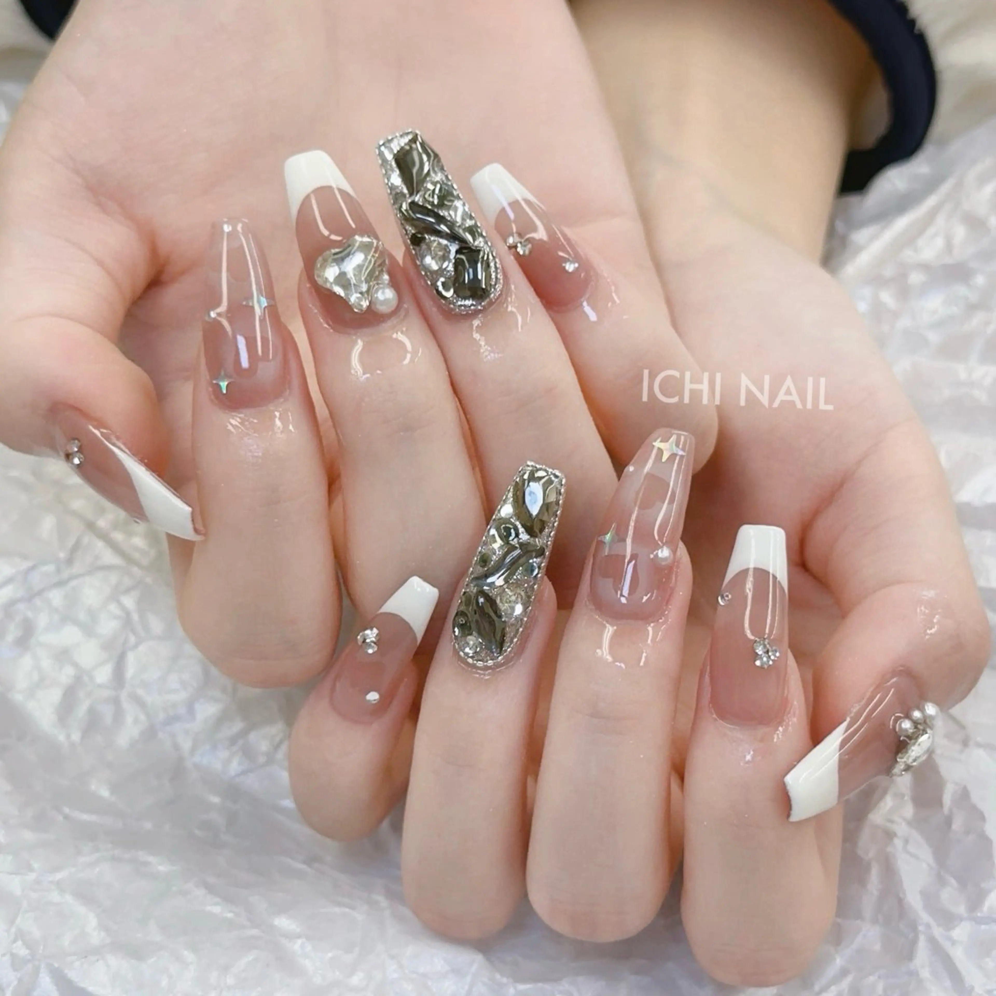 ネイル ハンドネイル 🧚🏻‍♀️ NOHA🎀のネイルデザイン