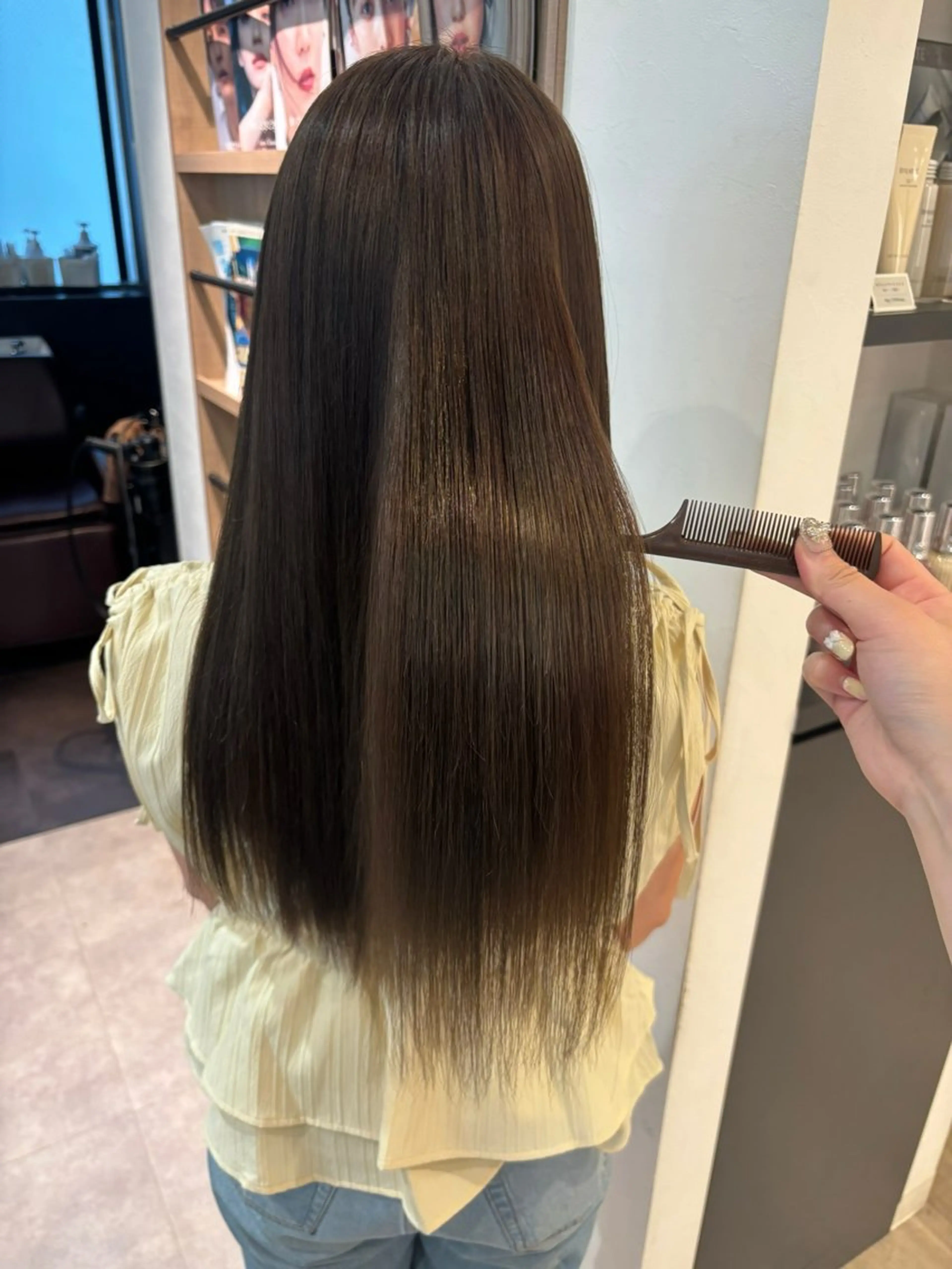 【🎗️美髪ストレート🎗️】髪質改善ストレートor縮毛矯正＋高保湿トリートメント🫧ロング料金なしの写真