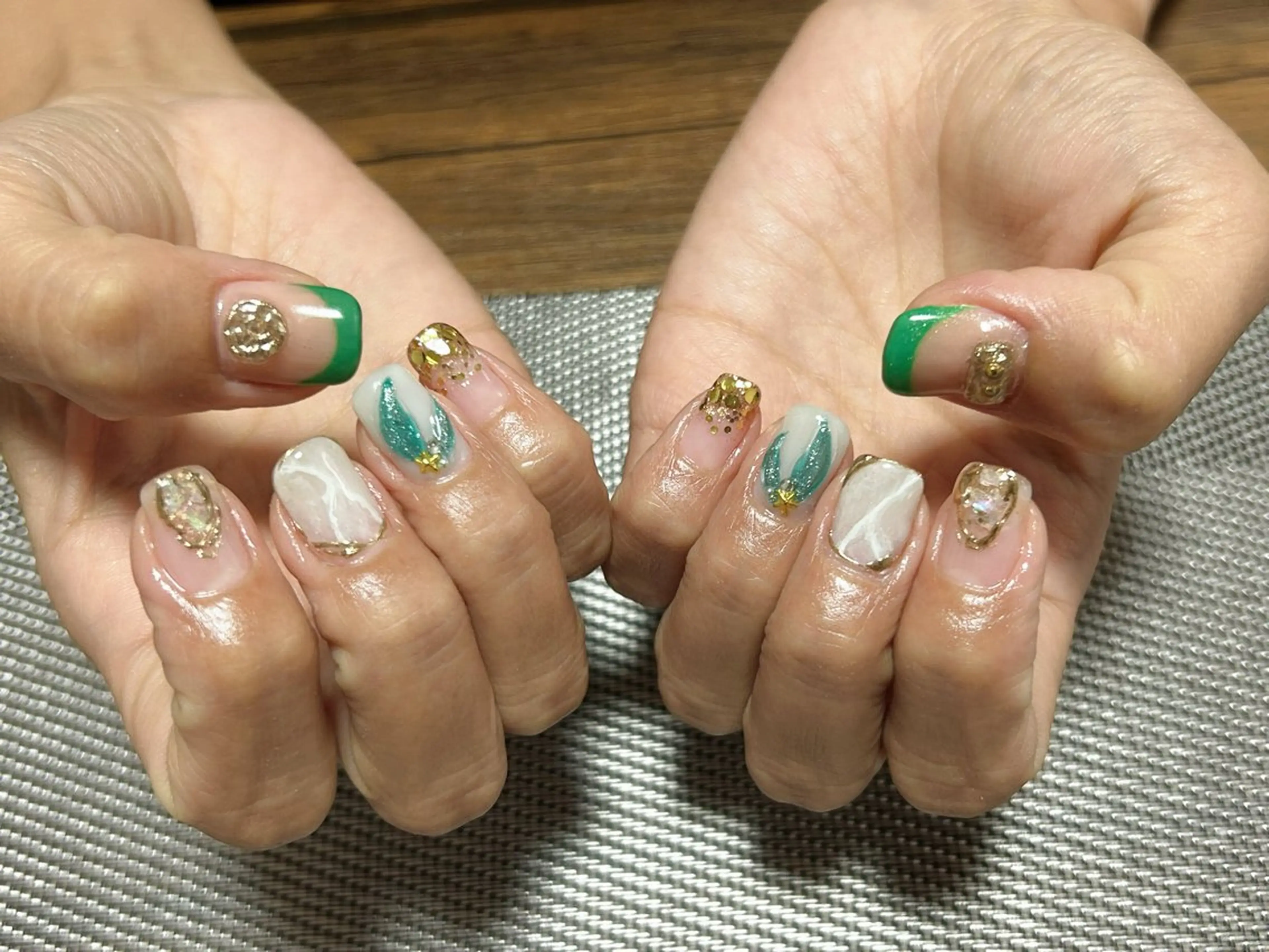 ネイル ハンドネイル i nailのネイルデザイン