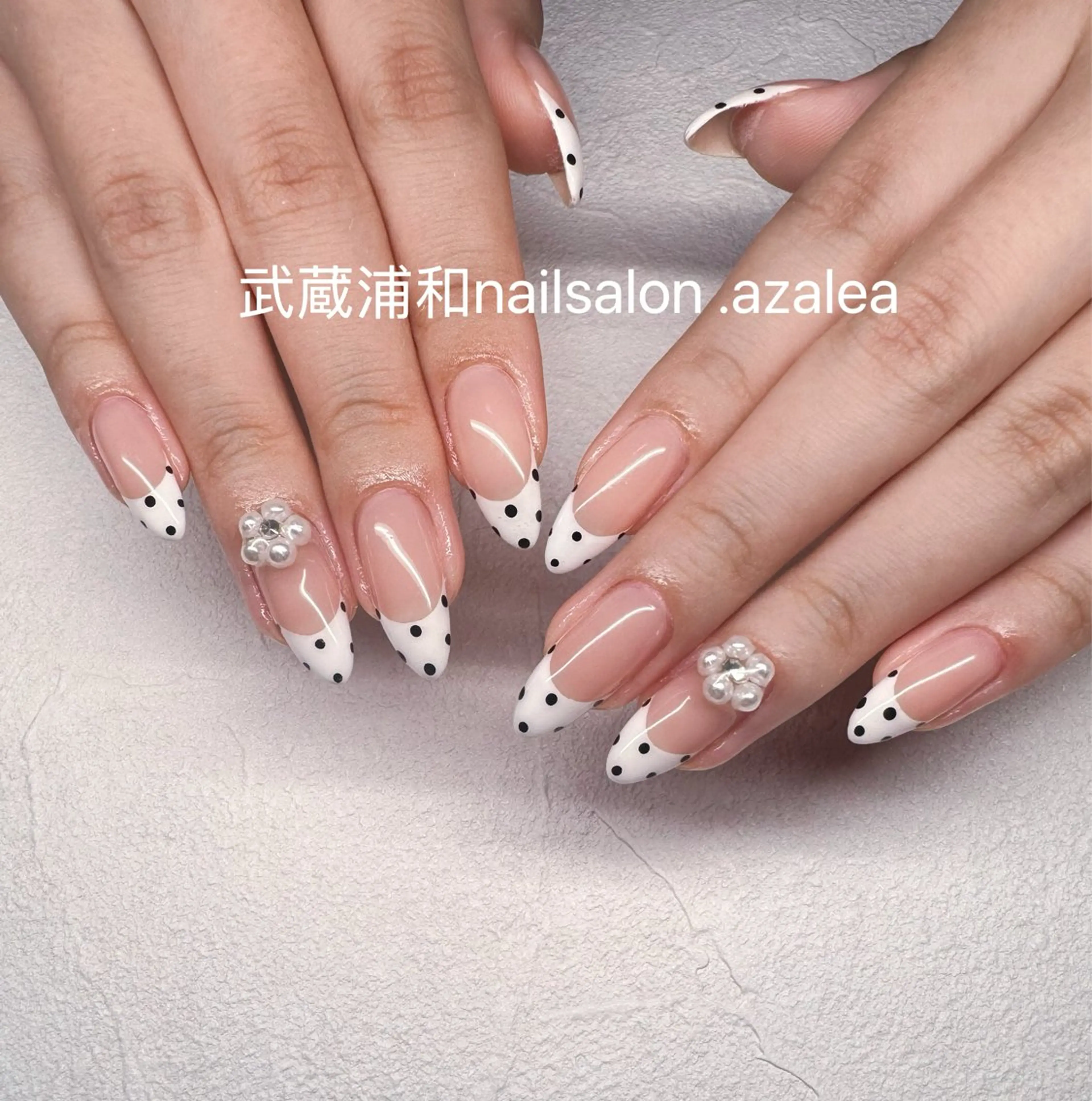 ネイル ハンドネイル R inのネイルデザイン