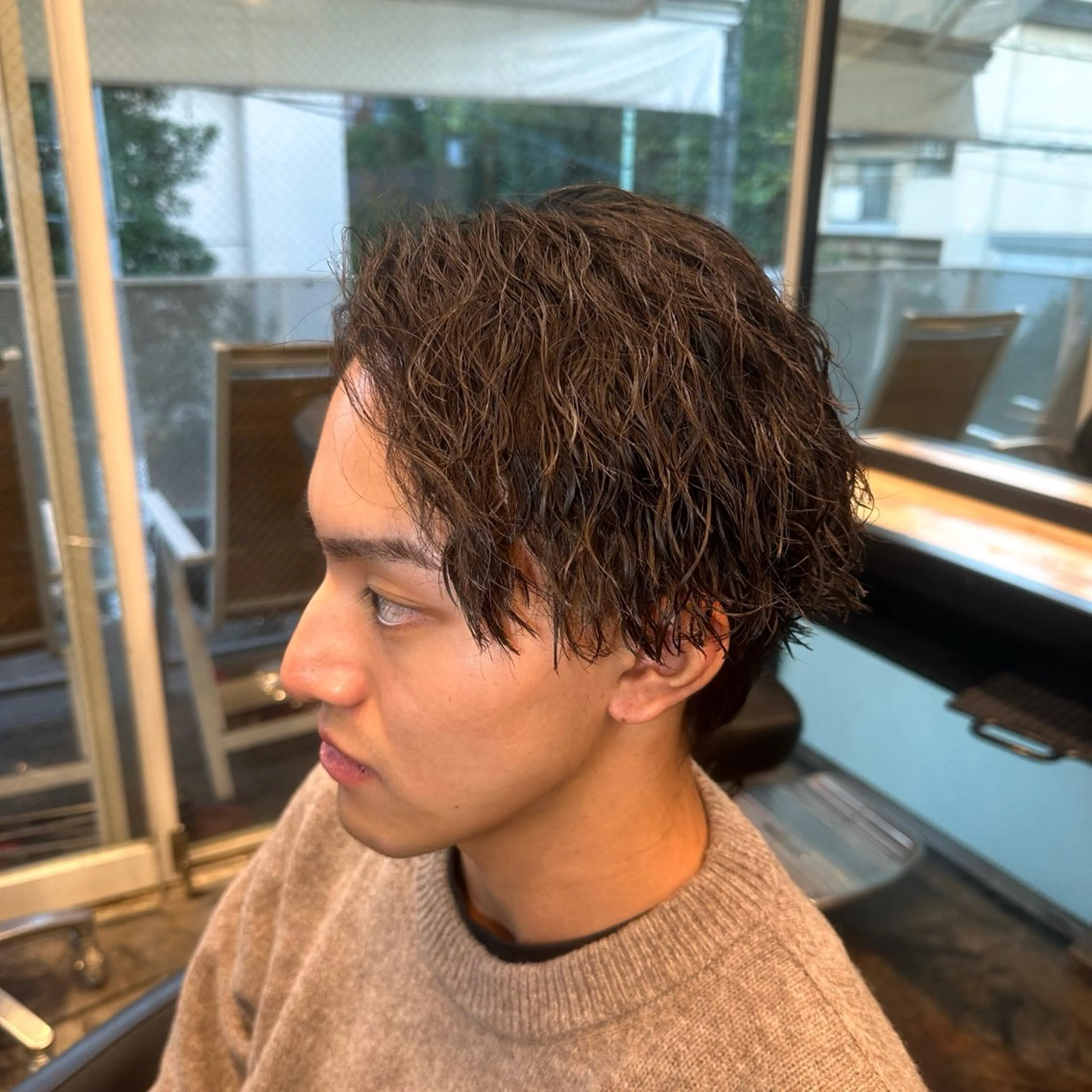 ミディアム パーマ メンズ ミディアムパーマ メンズパーマ ツイストスパイラルパーマ スパイラルパーマ カット パーマ トリートメント ツイスパ/メンズ パーマ/歩夢のヘアスタイル