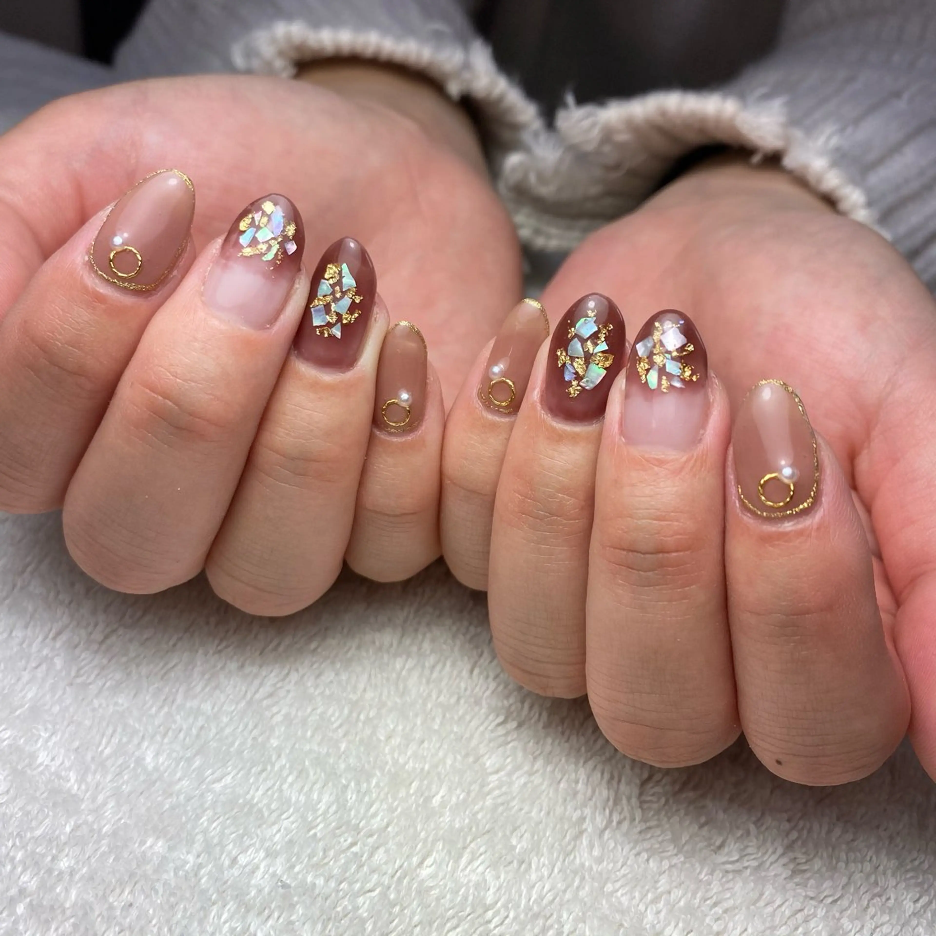 ネイル ブラウン ハンドネイル COCO+所属・COCO +のエステ・リラクイメージ