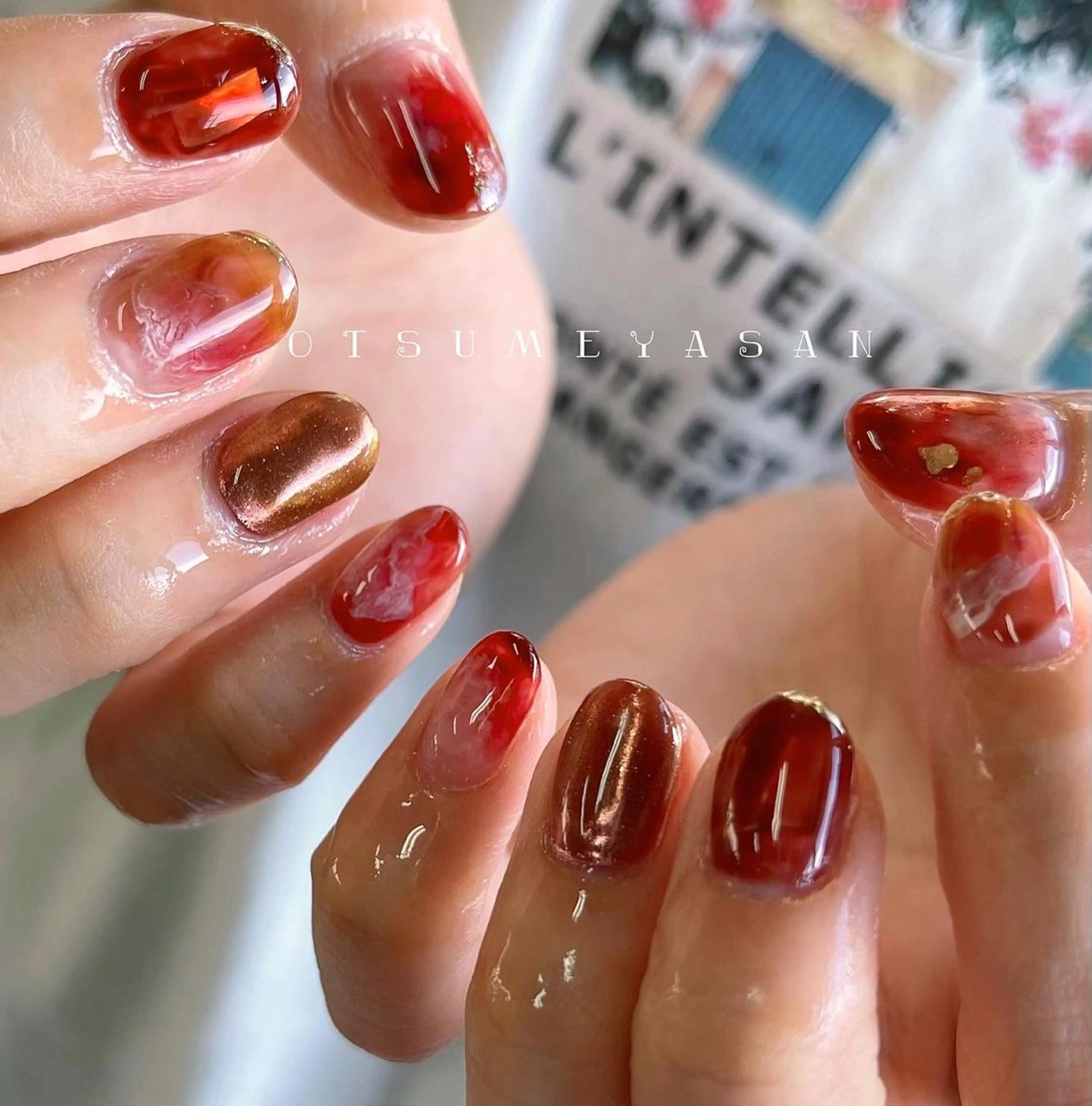 ネイル ゴールド 韓国ネイル ミラーネイル 赤色 夏ネイル otsumeyasan所属・わたなべ ちかのネイルデザイン