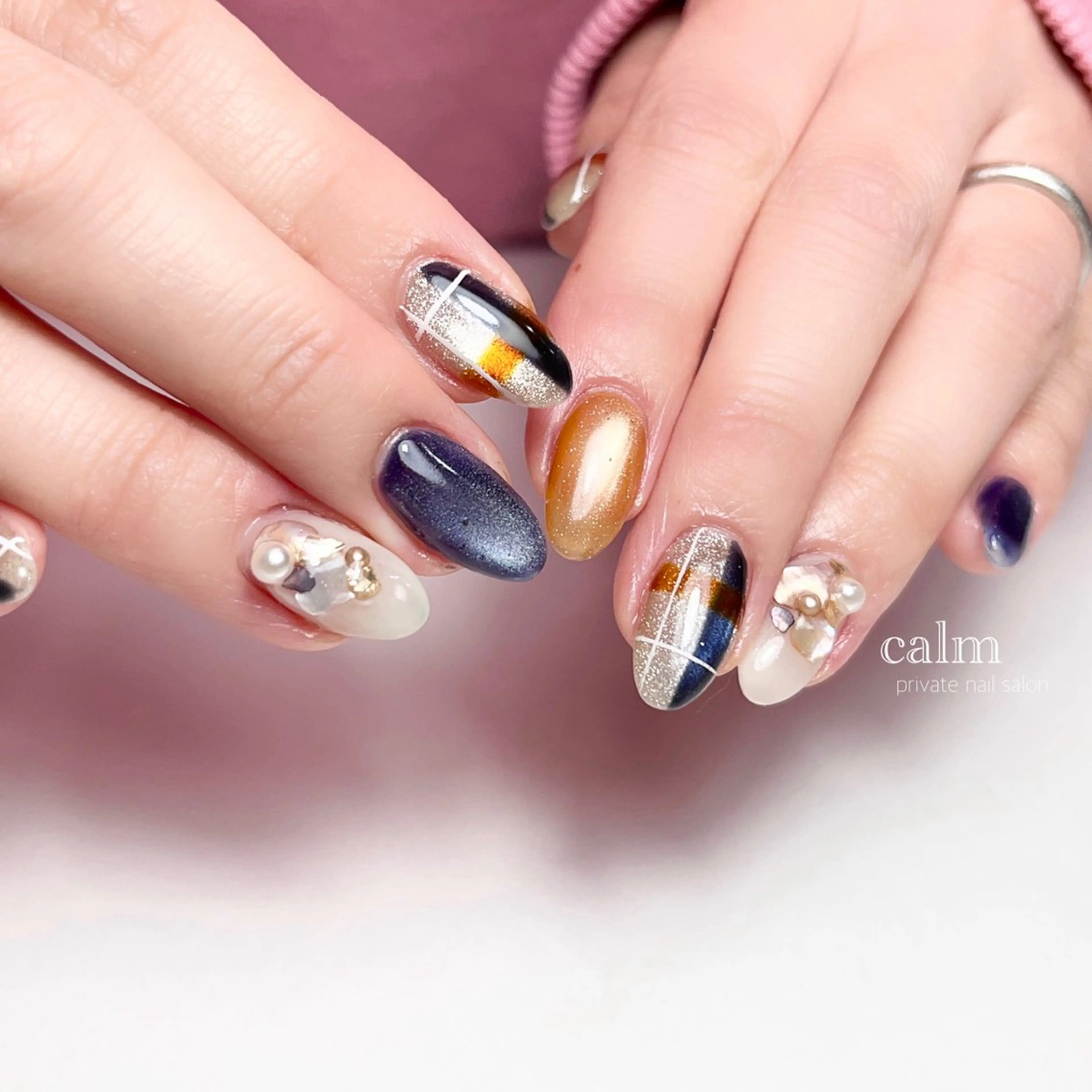 ネイル ハンドネイル calm 〔ｶｰﾑ〕のネイルデザイン