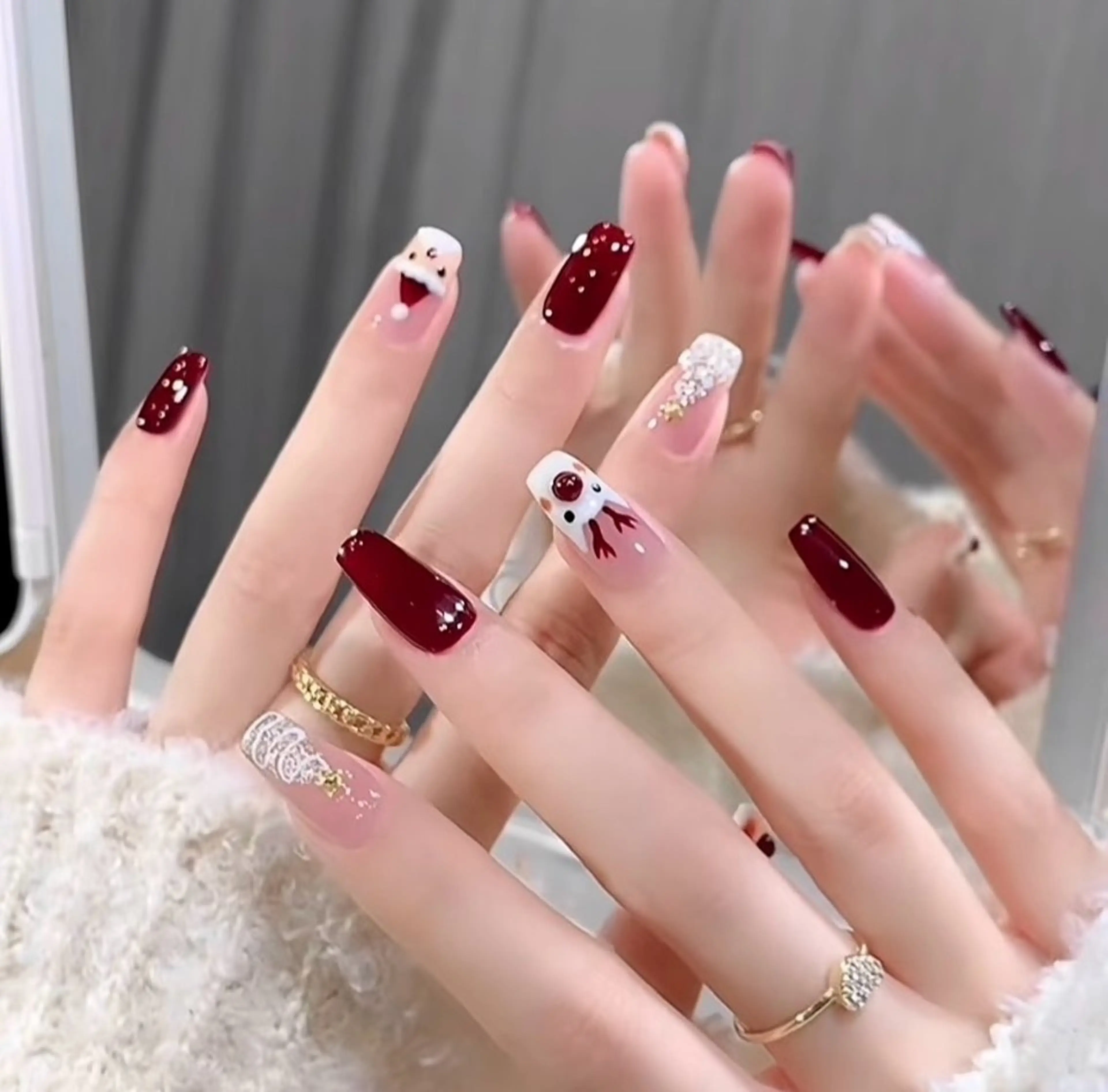 ネイル 高木 維麗絲のネイルデザイン