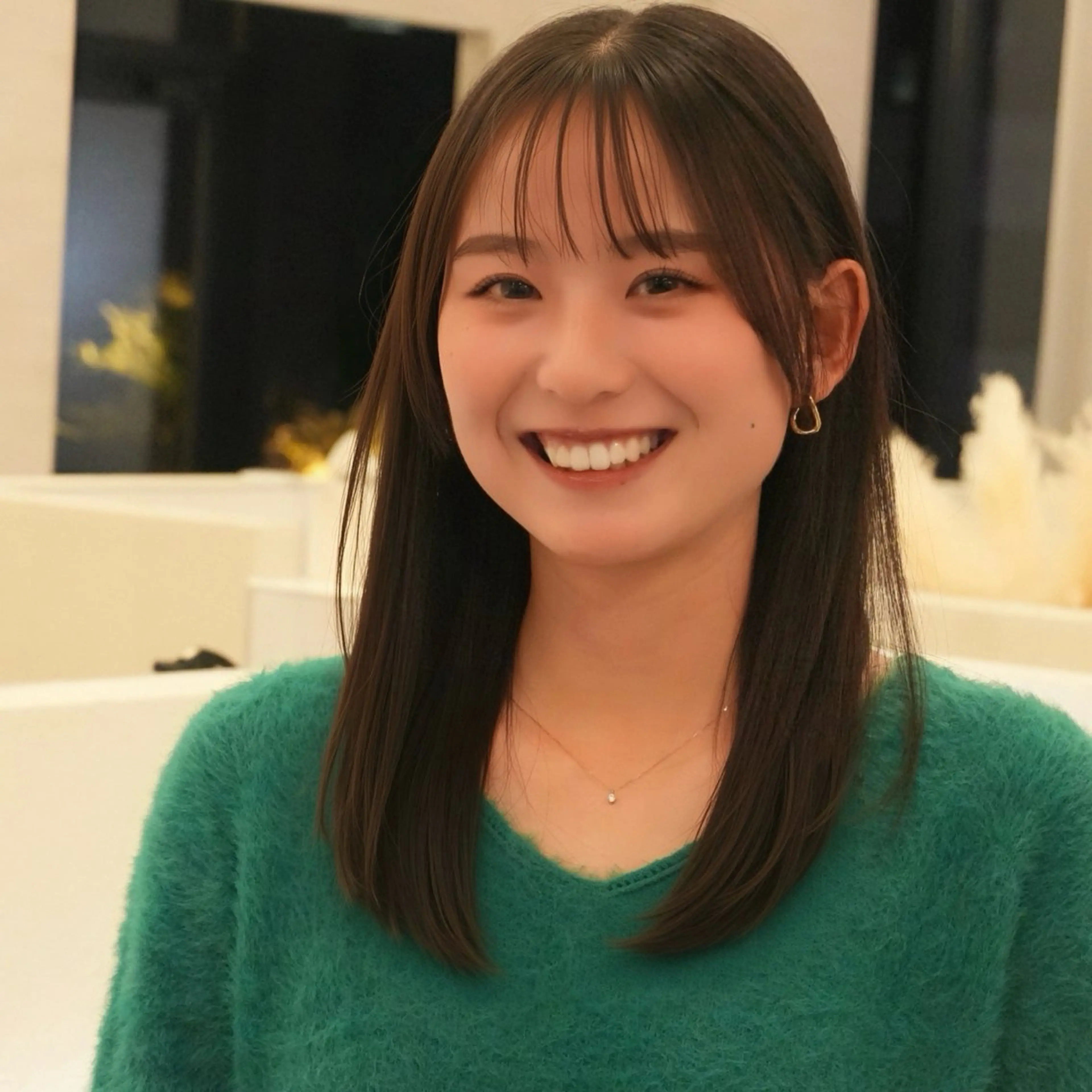 セミロング 顔周りカット 韓国風ヘア 似合わせカット 小顔カット カット トリートメント 韓国ヘア/レイヤー/ 透明感カラー/SHUのヘアスタイル