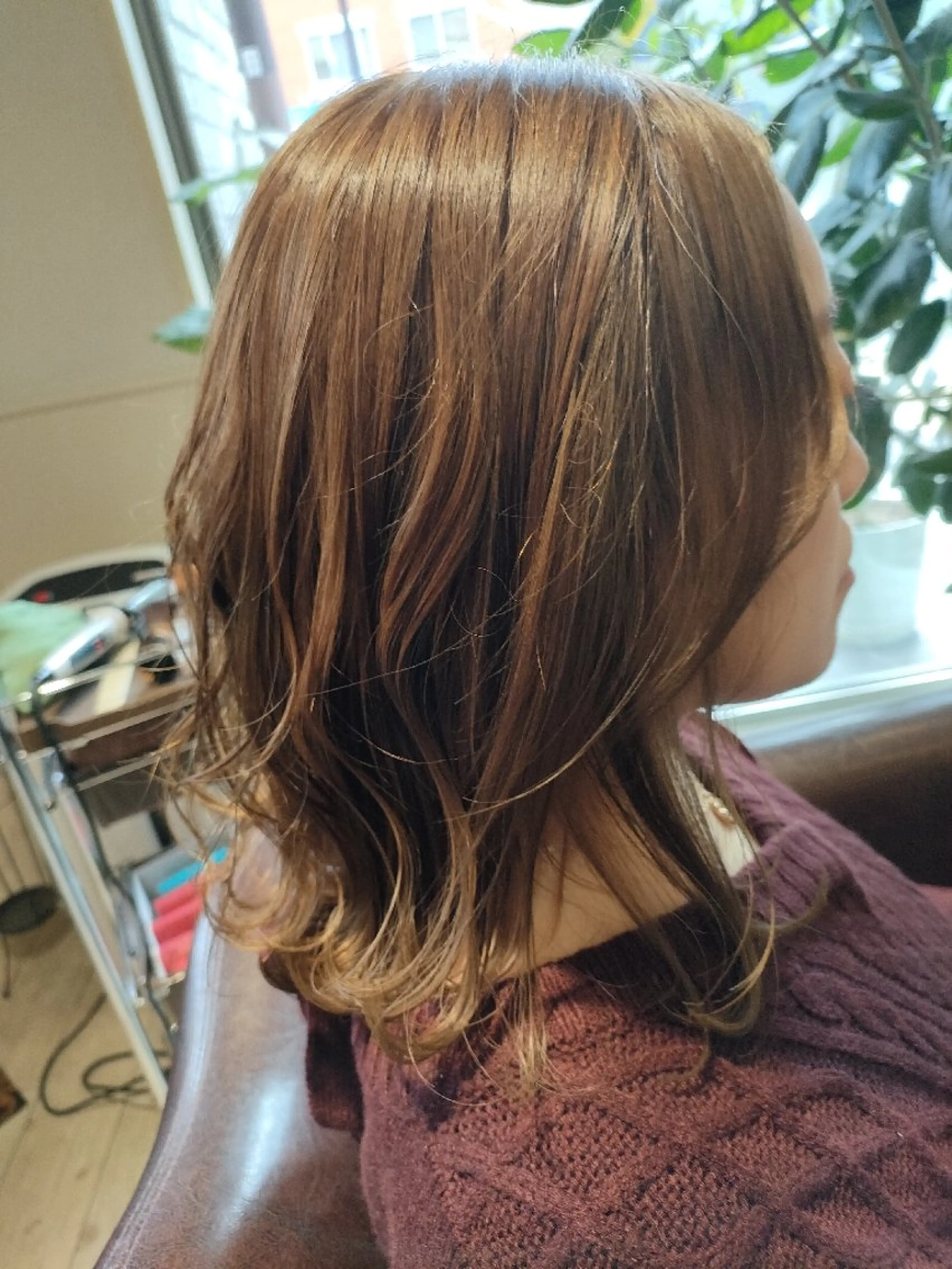 カラー ベージュカラー 透明感カラー オリーブベージュ カット ヘアカラー リアナ ヘアーアトリエ 涼泉のヘアスタイル