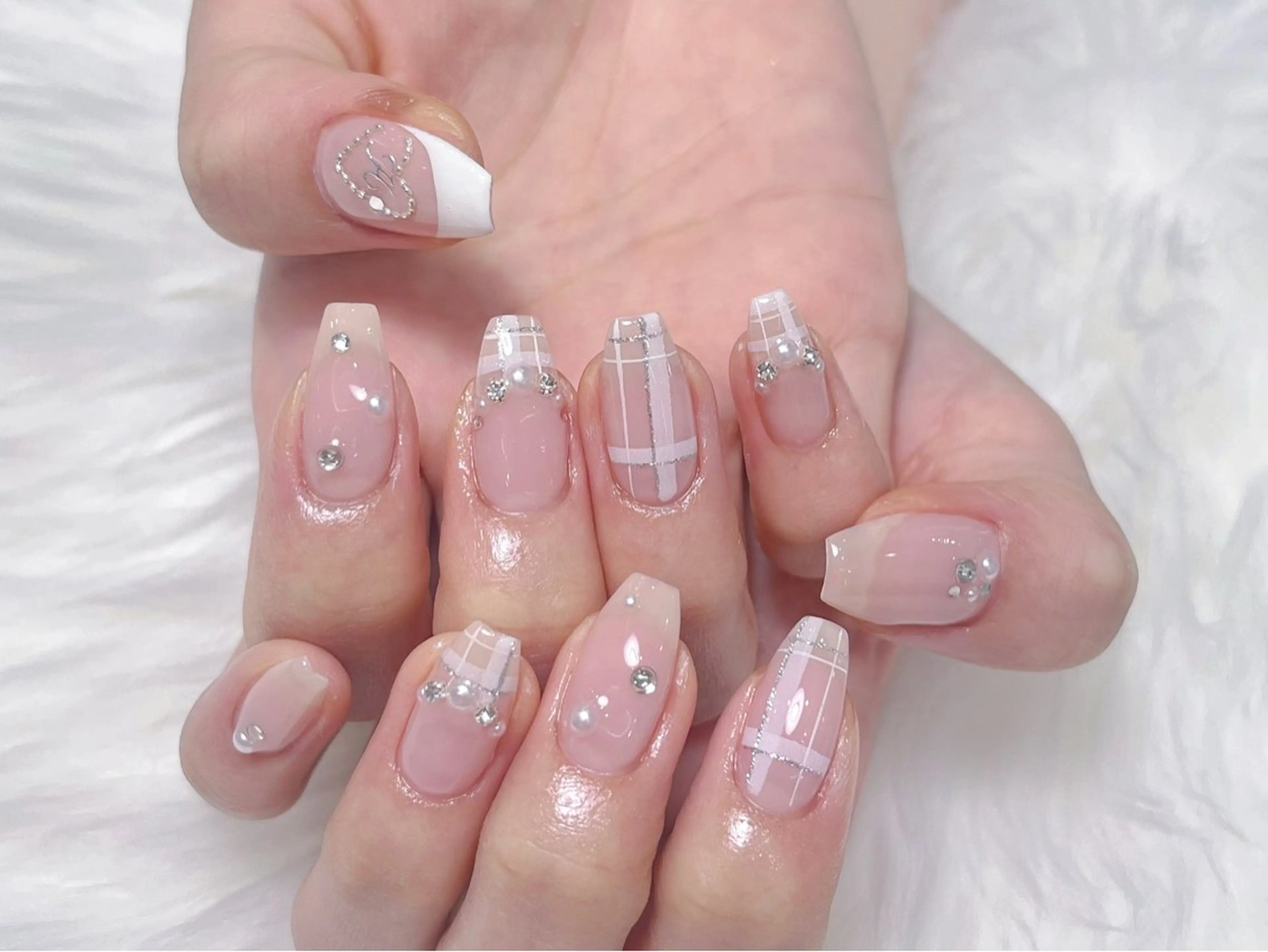ミディアム Echo Nail Salonのネイルデザイン