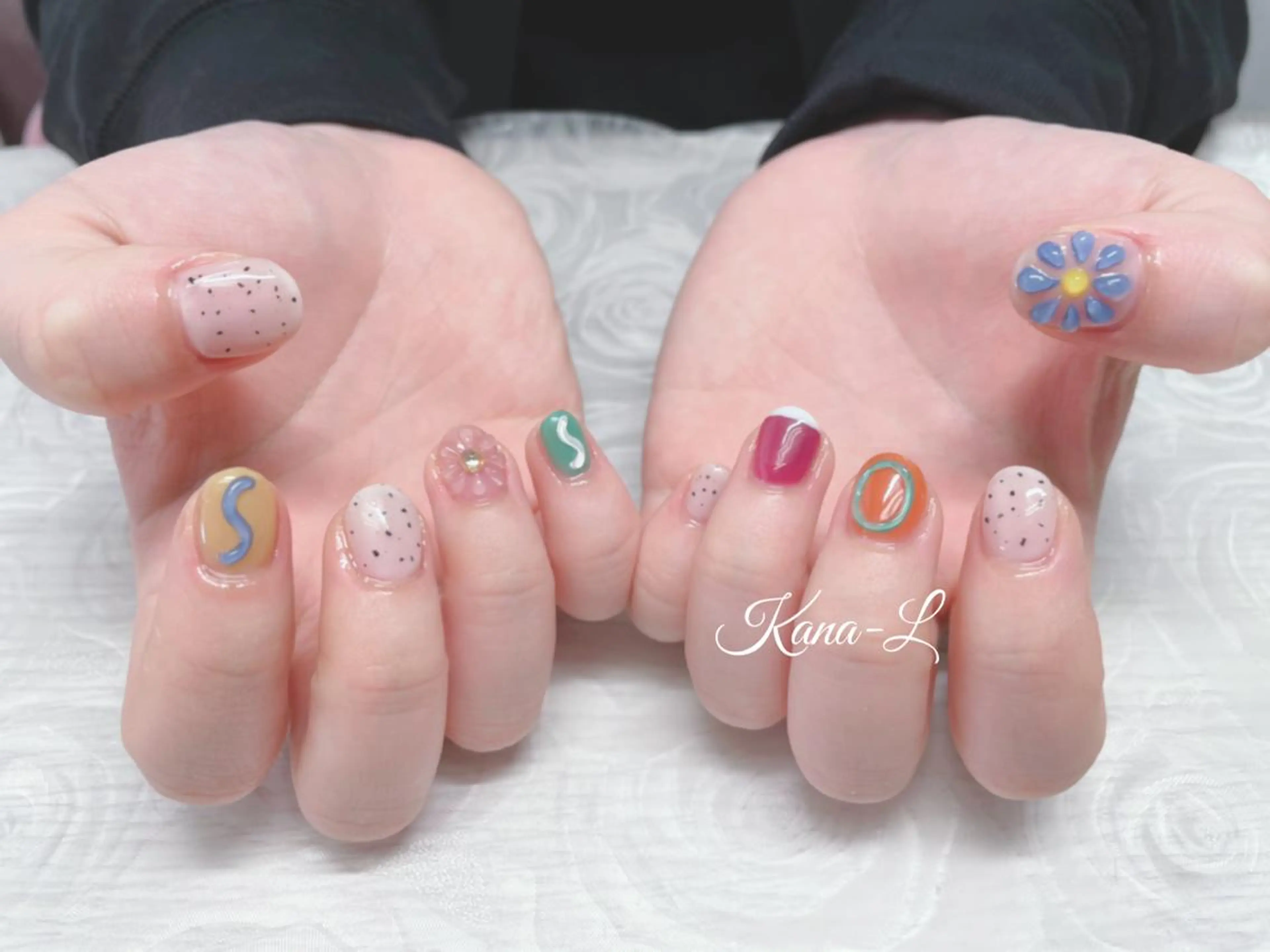 カラー ネイル フラワーネイル ニュアンスネイル パステルネイル ぷっくりネイル 芦辺 香奈のネイルデザイン