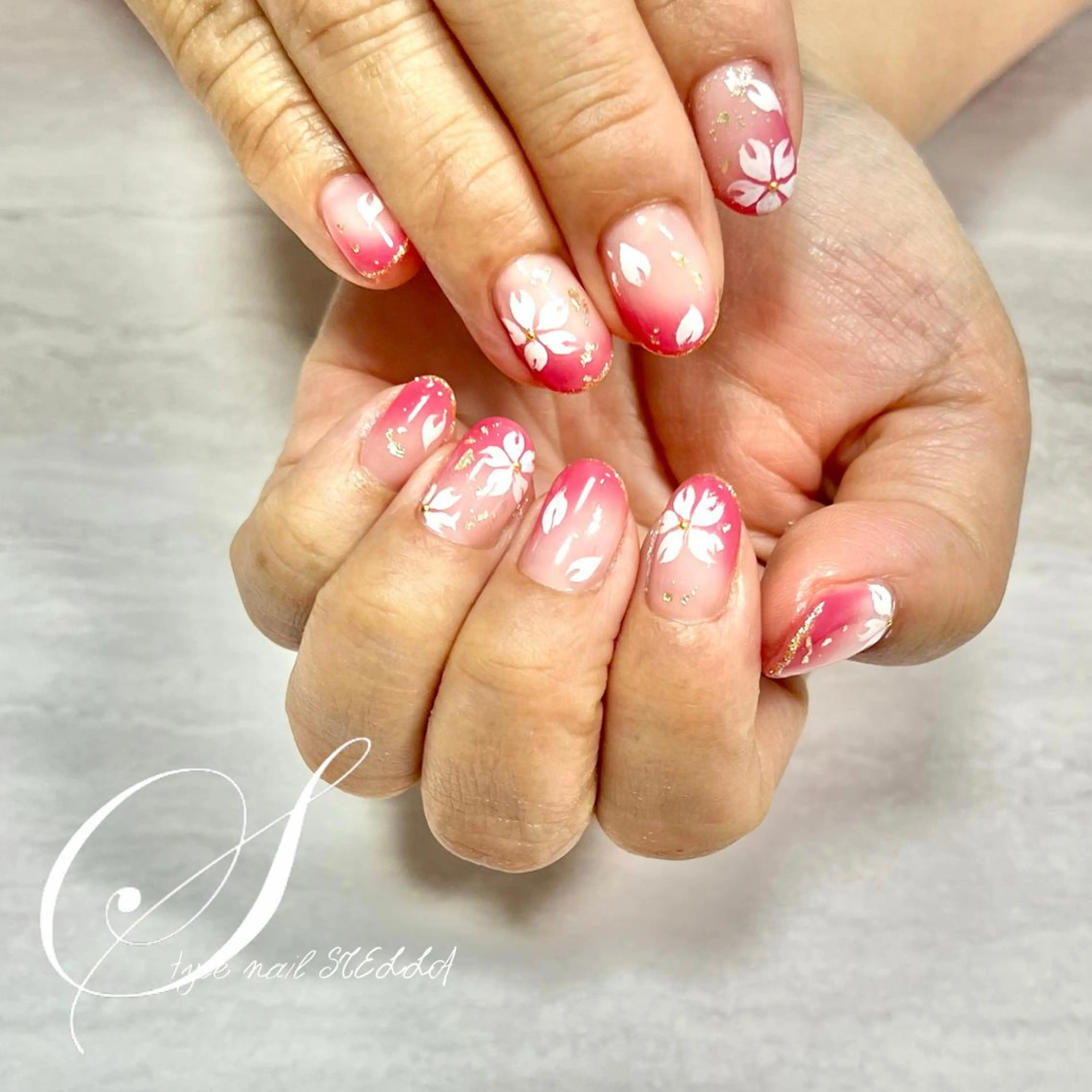 ネイル アートネイル 桜ネイル グラデーション 春ネイル ステラ marikominoのネイルデザイン