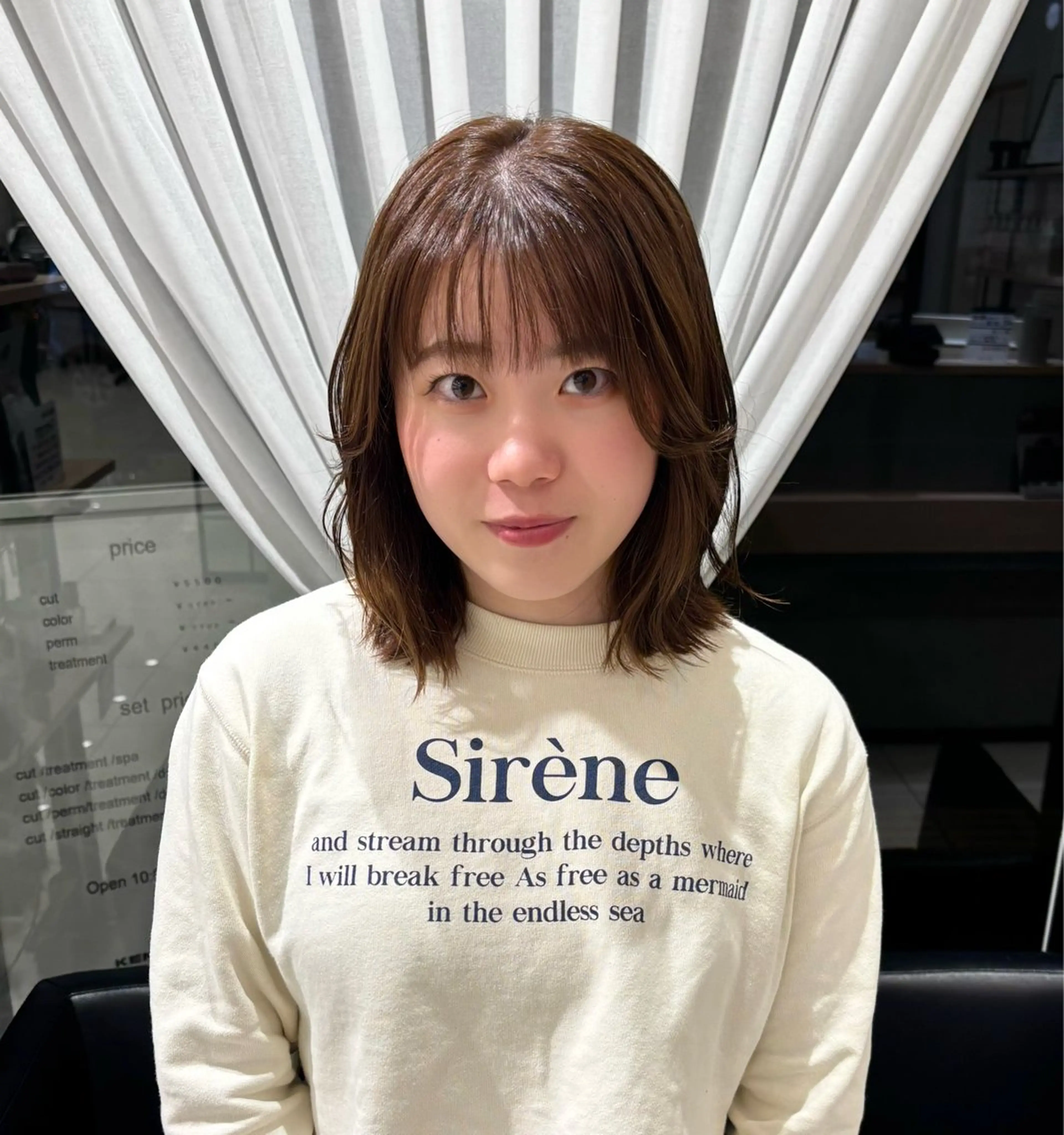 カラー ベージュカラー ヘアカラー 辻村 彩華のヘアスタイル