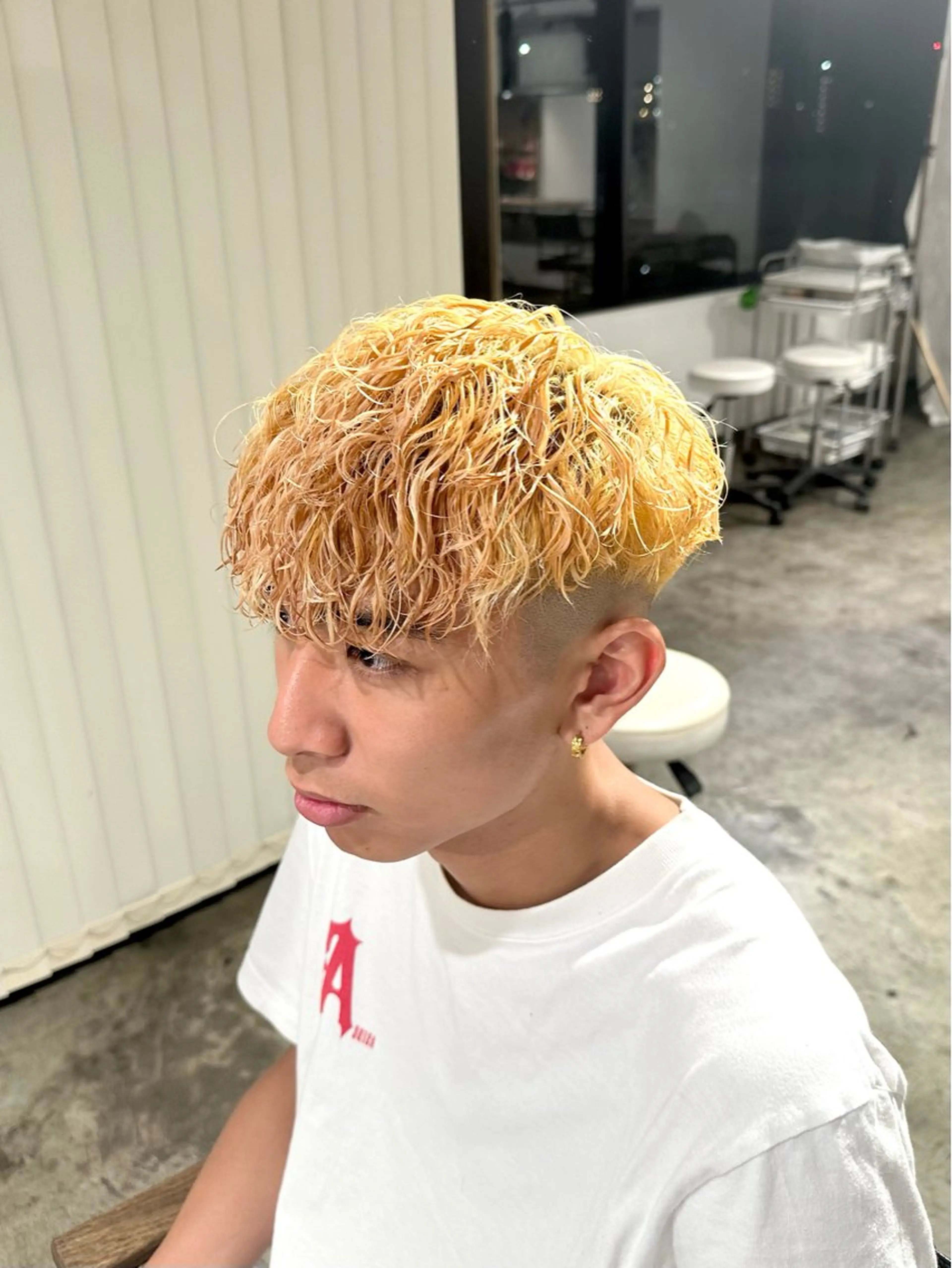 パーマ メンズ メンズブリーチ メンズパーマ スペインカール カット パーマ トリートメント 骨格補正施術/メンズ 専門美容師/YUYAのヘアスタイル