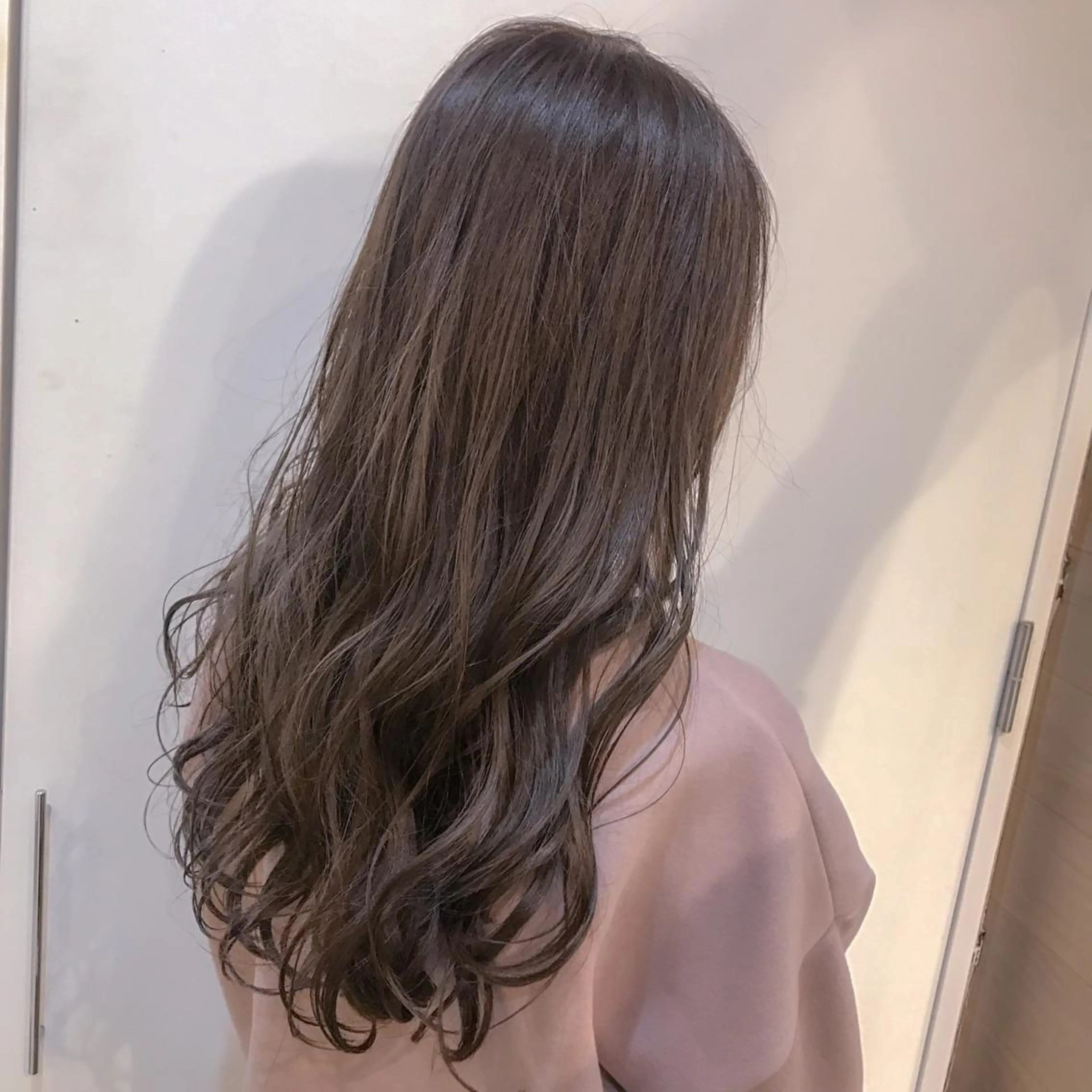 セミロング 断髪刈舞所属・大月 優汰のヘアスタイル