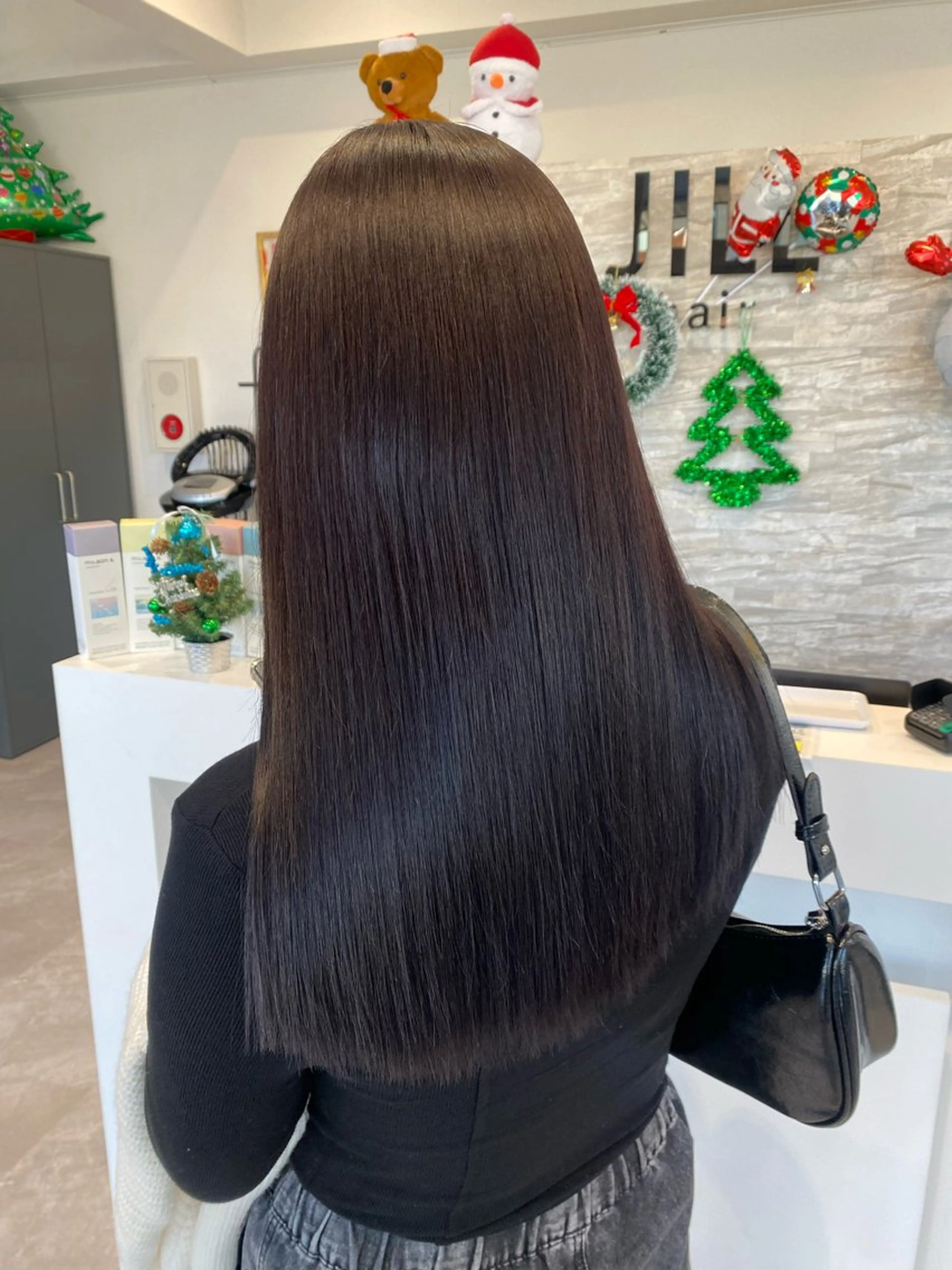 セミロング カット ヘアカラー トリートメント maki💖 ボブ/縮毛矯正のヘアスタイル