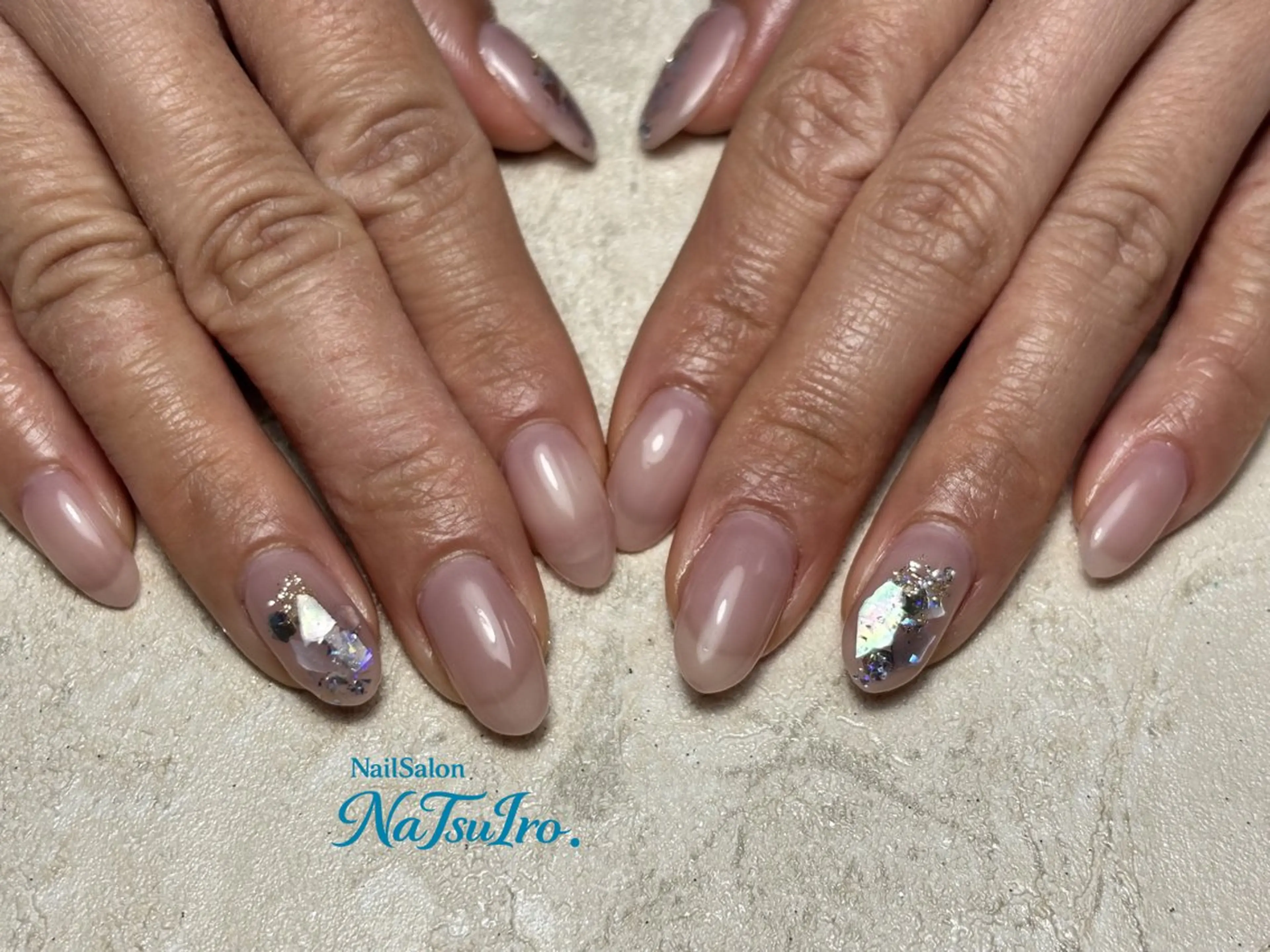 ネイル なつき/ママ向け シンプルネイルのネイルデザイン