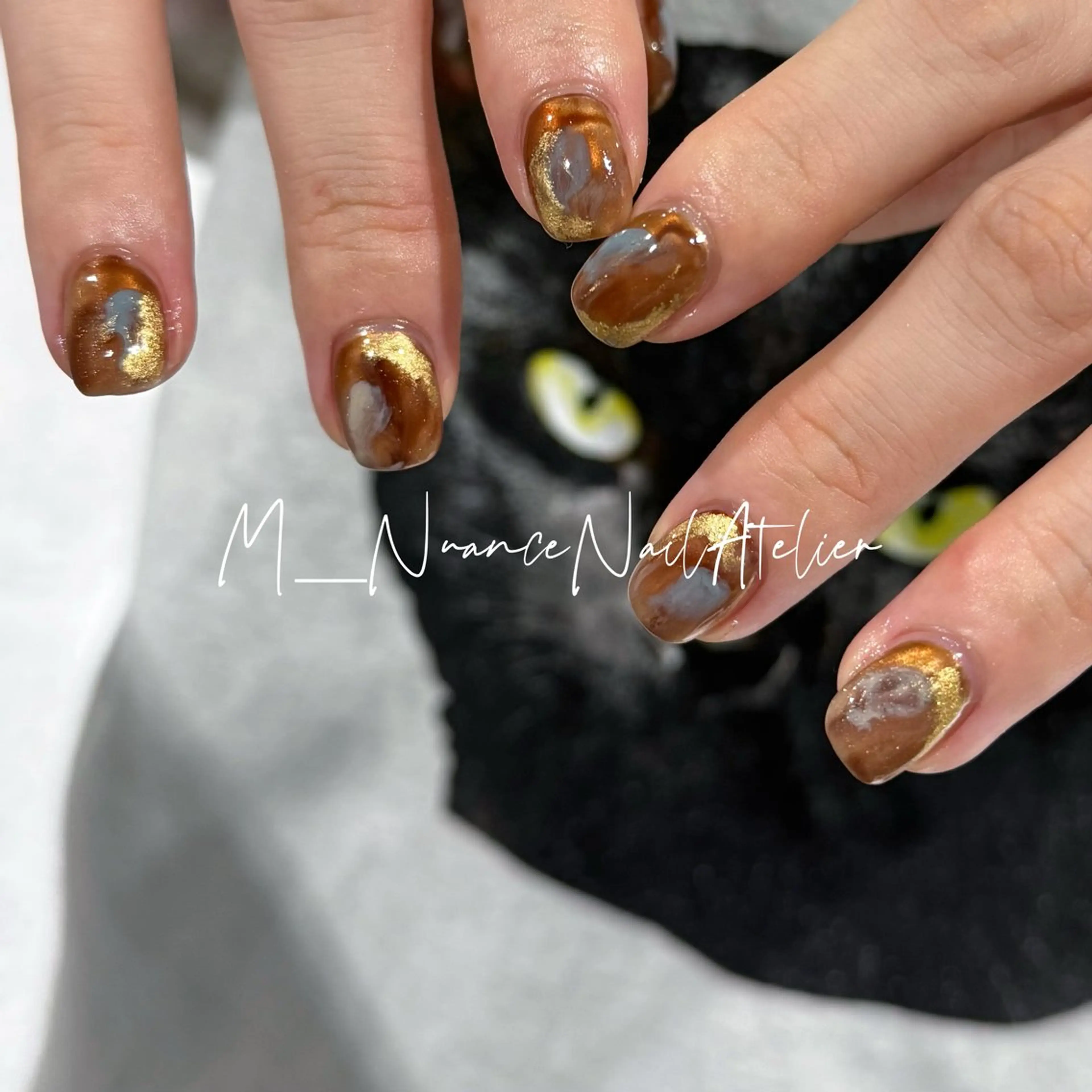 ネイル マグネットネイル ニュアンスネイル オフィスネイル シンプルネイル GO TODAY横浜Solace店所属・M___nail atelierのネイルデザイン