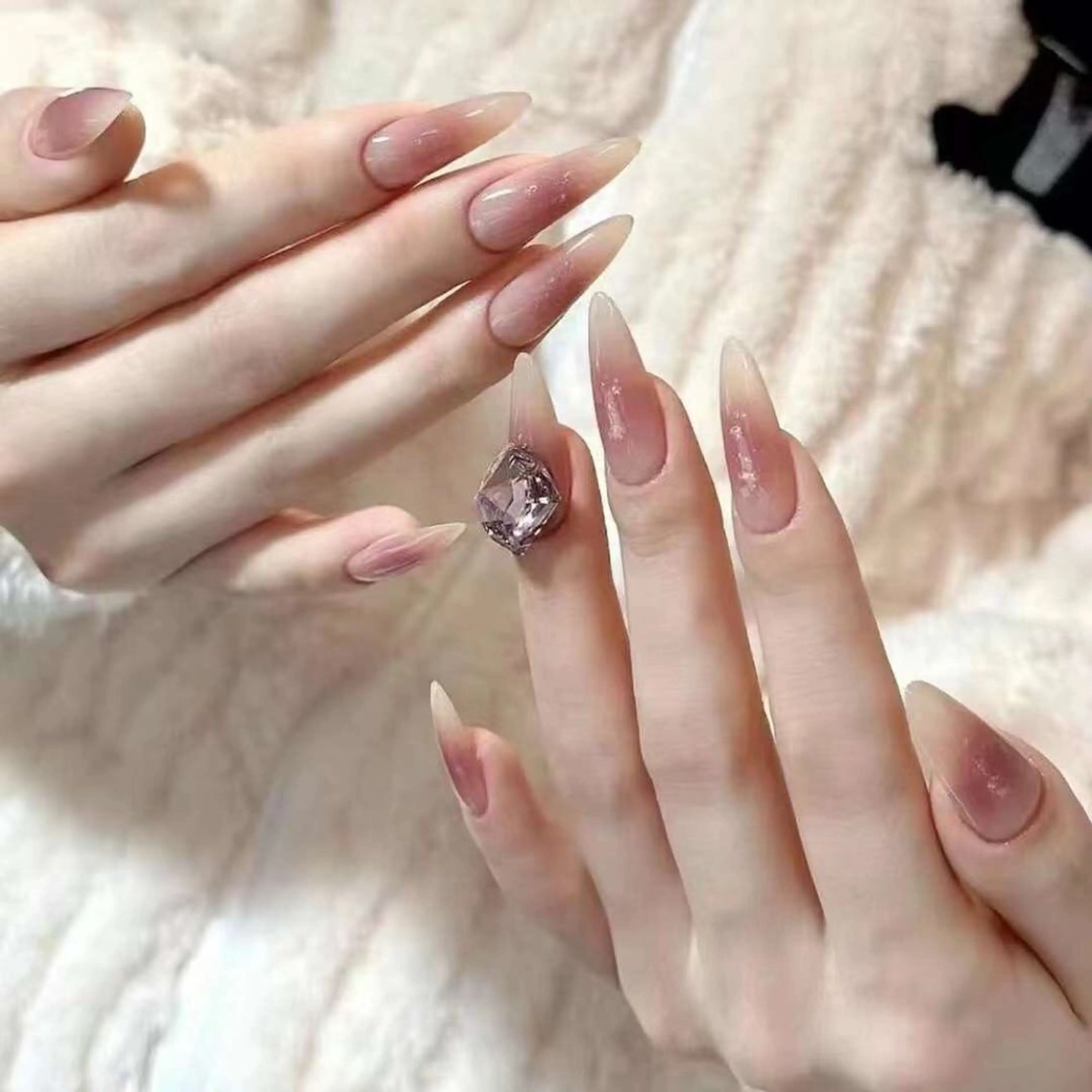 ネイル ハンドネイル VIVIAN リサのネイルデザイン