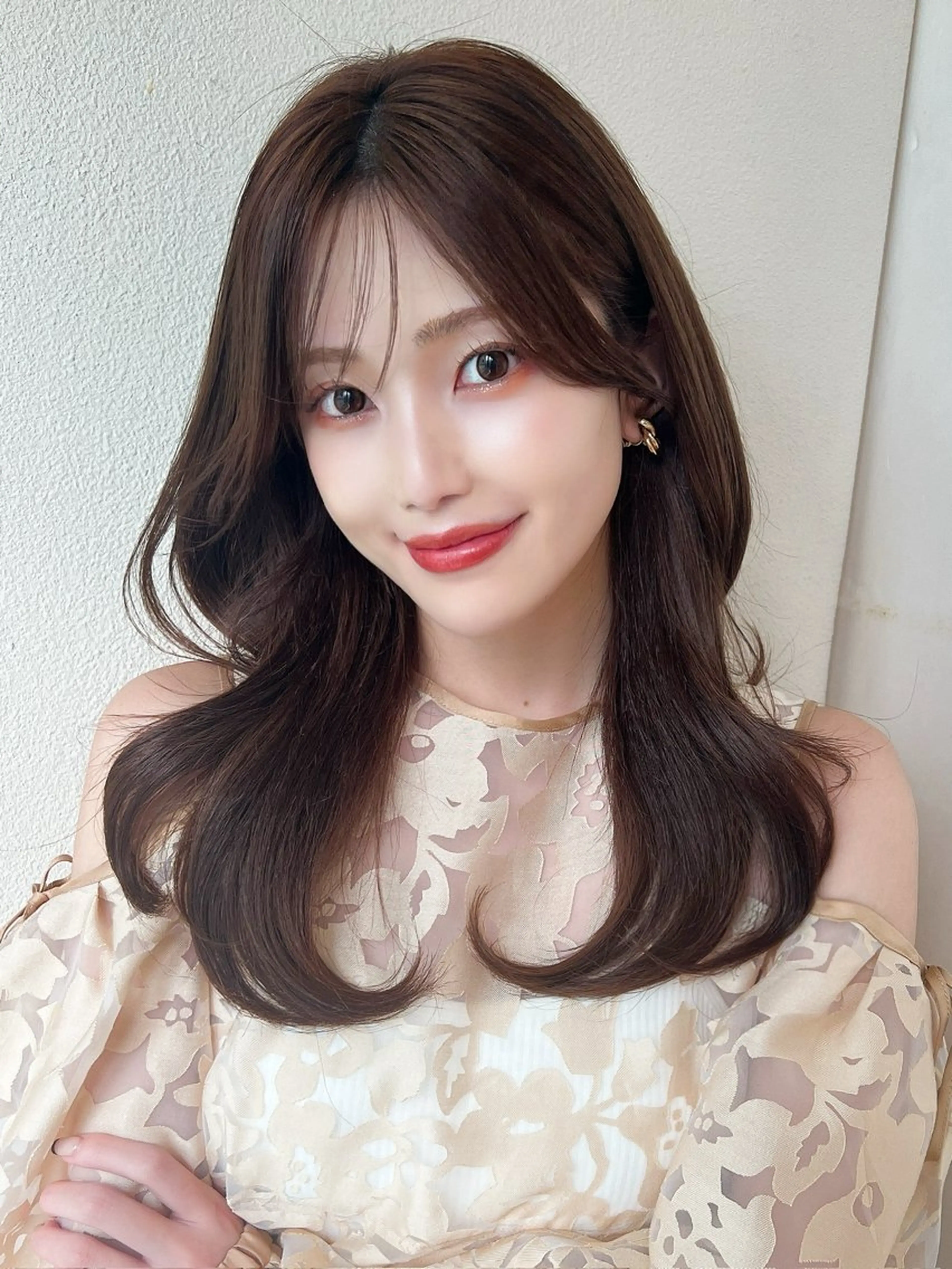 ロング 韓国風ヘア レイヤーカット カット ヘアカラー トリートメント 山﨑 翼のヘアスタイル