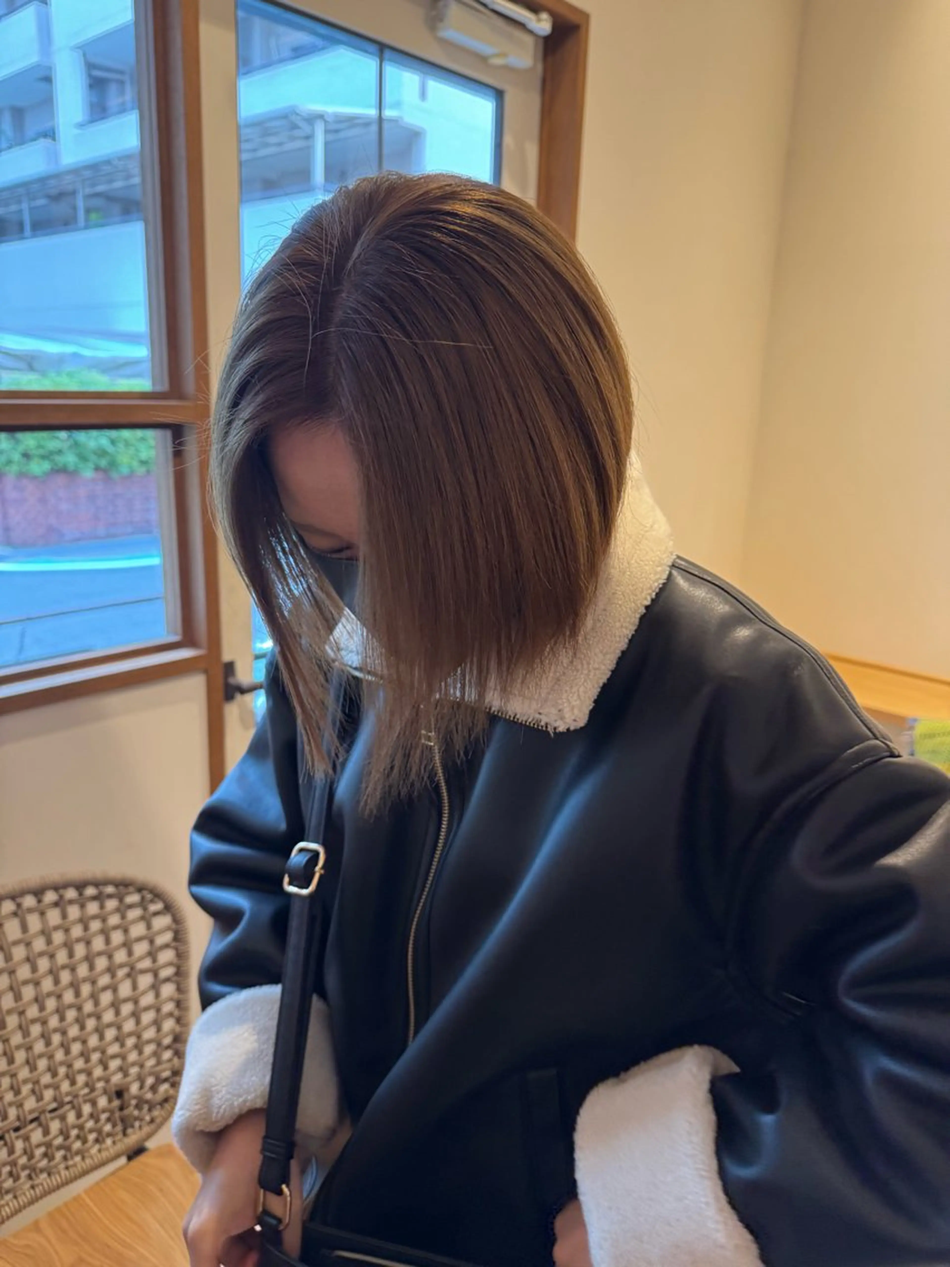 ショート カラー ベージュカラー ヘアカラー トリートメント ENIF 大島 芽生のヘアスタイル