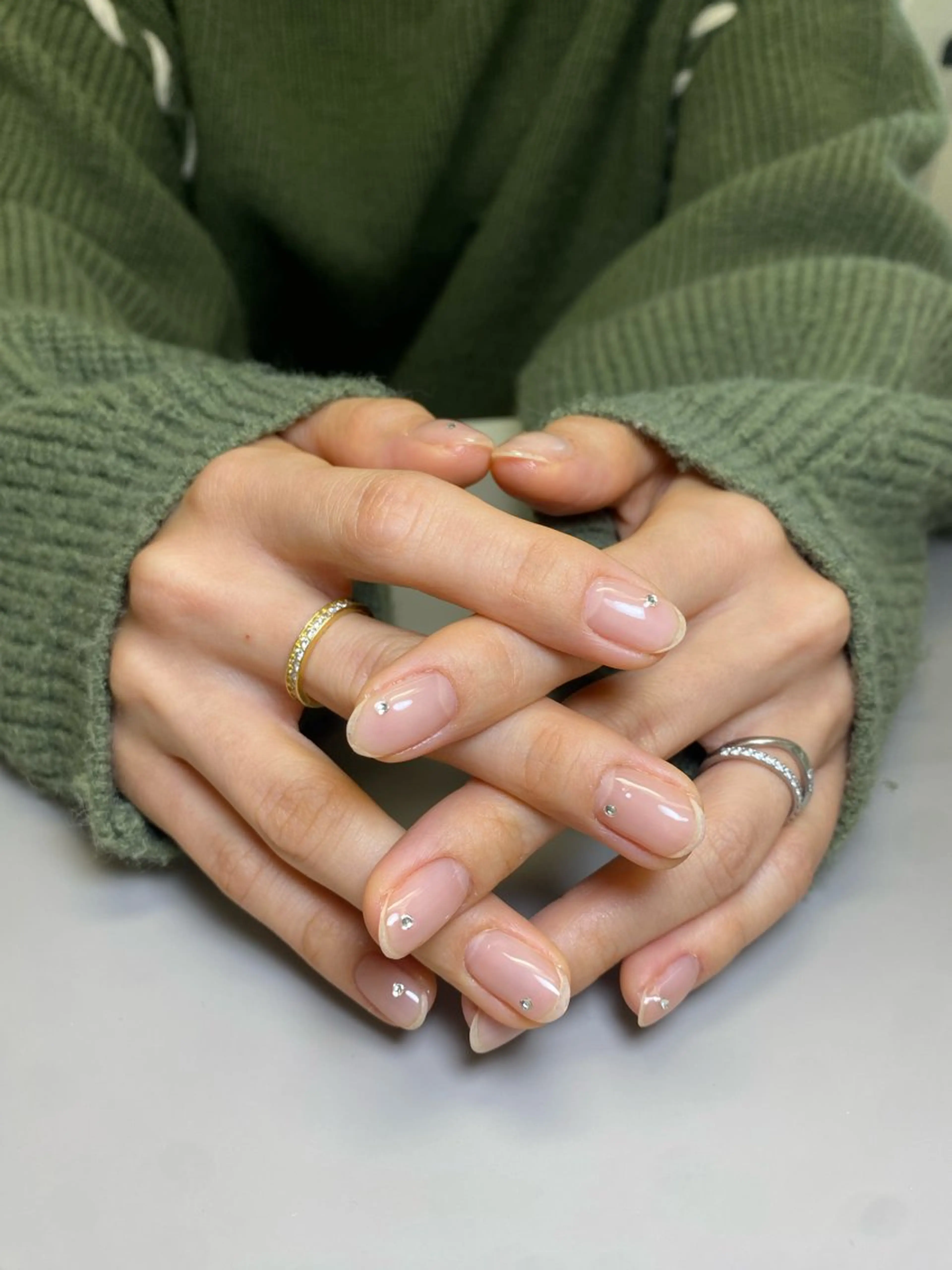 ネイル クリアネイル ワンカラーネイル シンプルネイル ストーンネイル ハンドネイル foz.luce所属・新宿 HIKARIのネイルデザイン