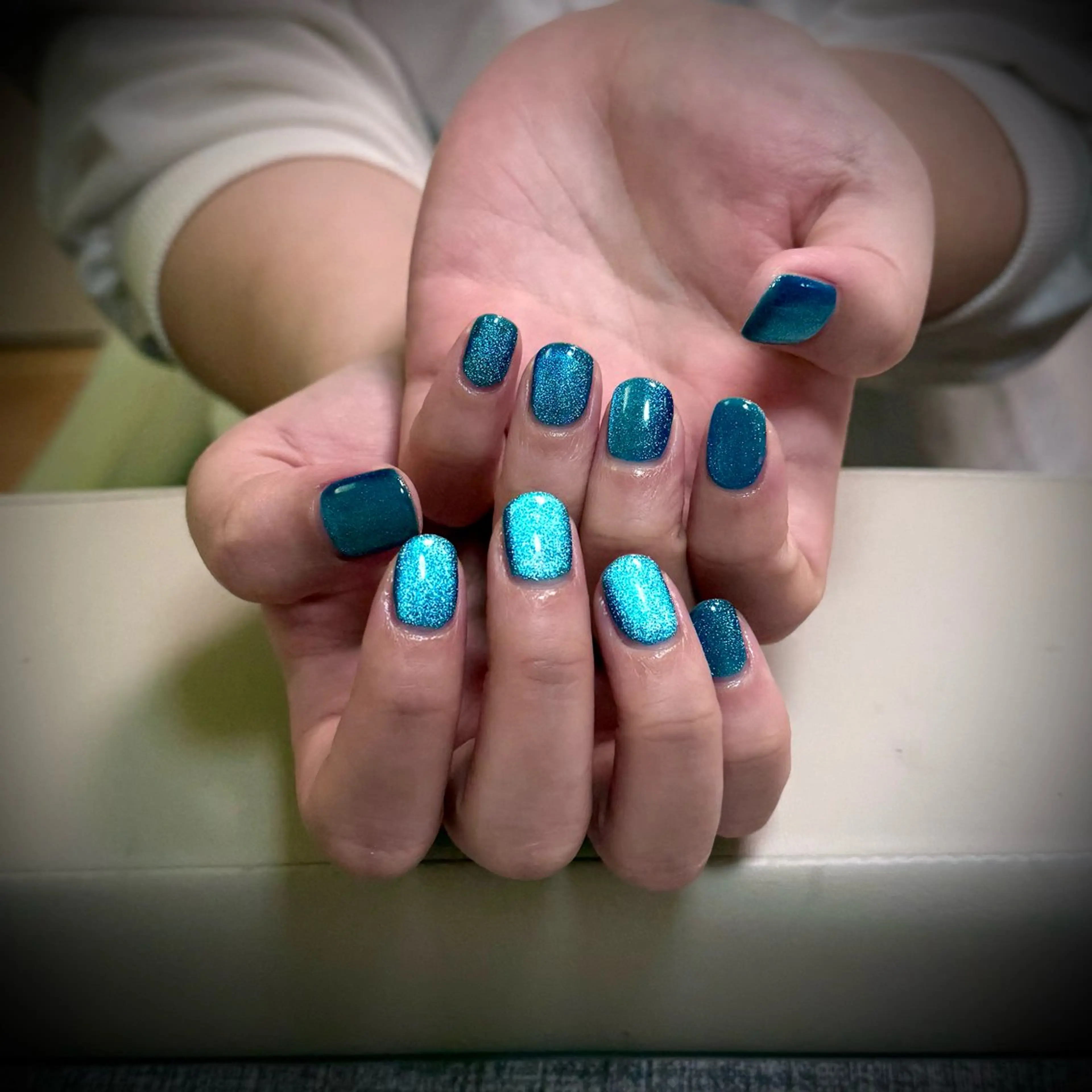 ネイル ハンドネイル エクラNailサロン ミオのネイルデザイン