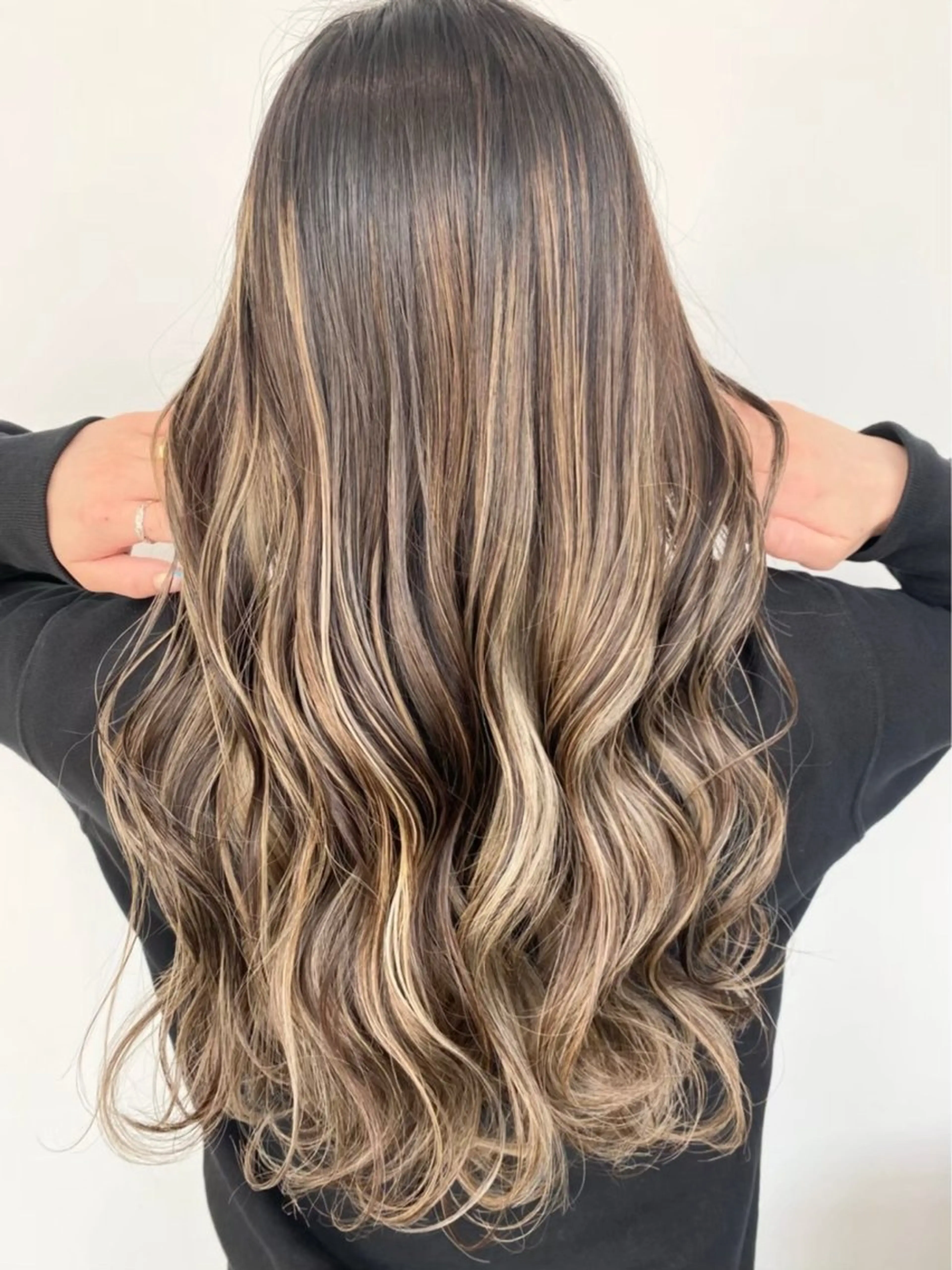 ロング カラー stair:case 武蔵小杉所属・髪質改善/ブリーチ 特化🧡‬‪田中颯士のヘアスタイル