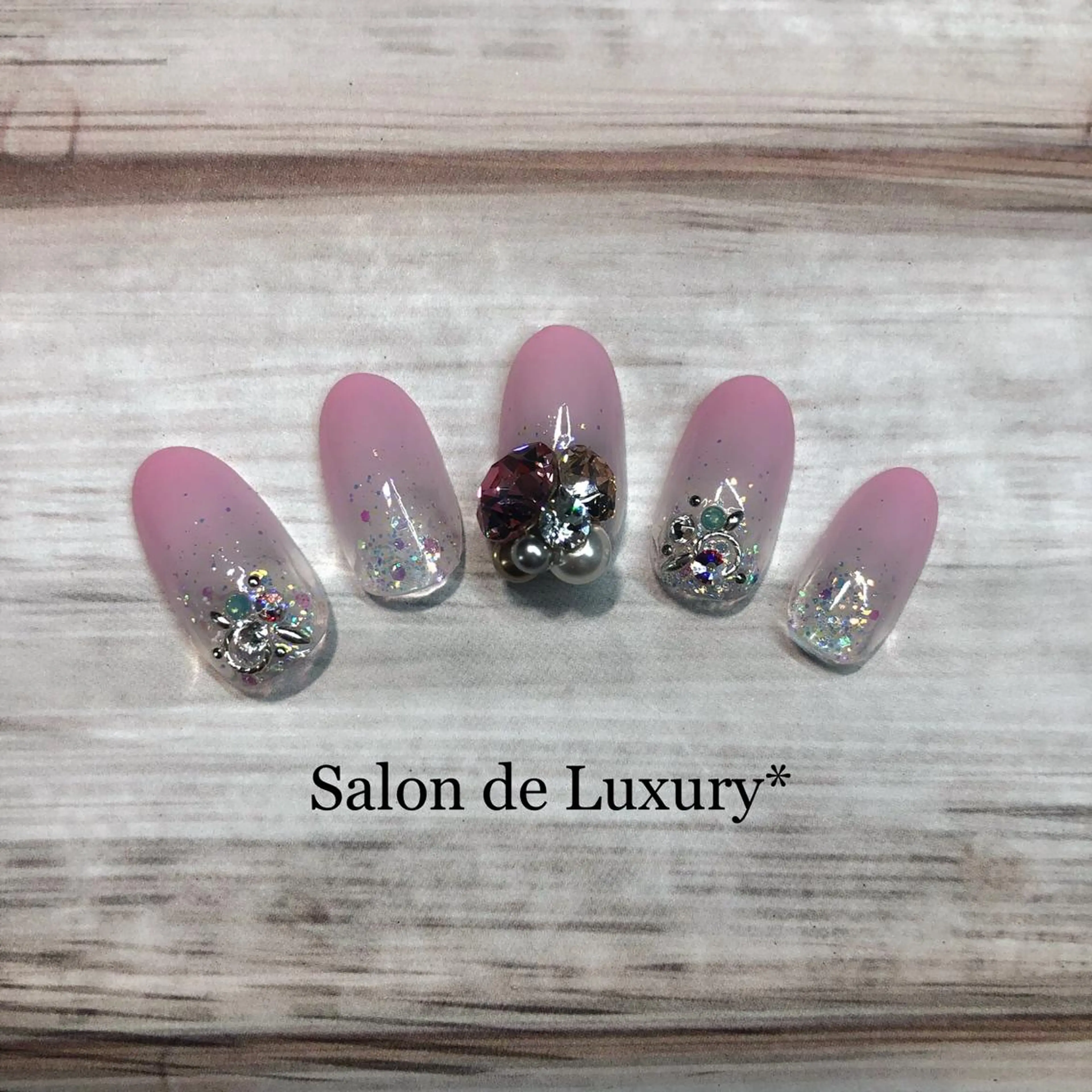 ネイル 木村 瑞希のネイルデザイン