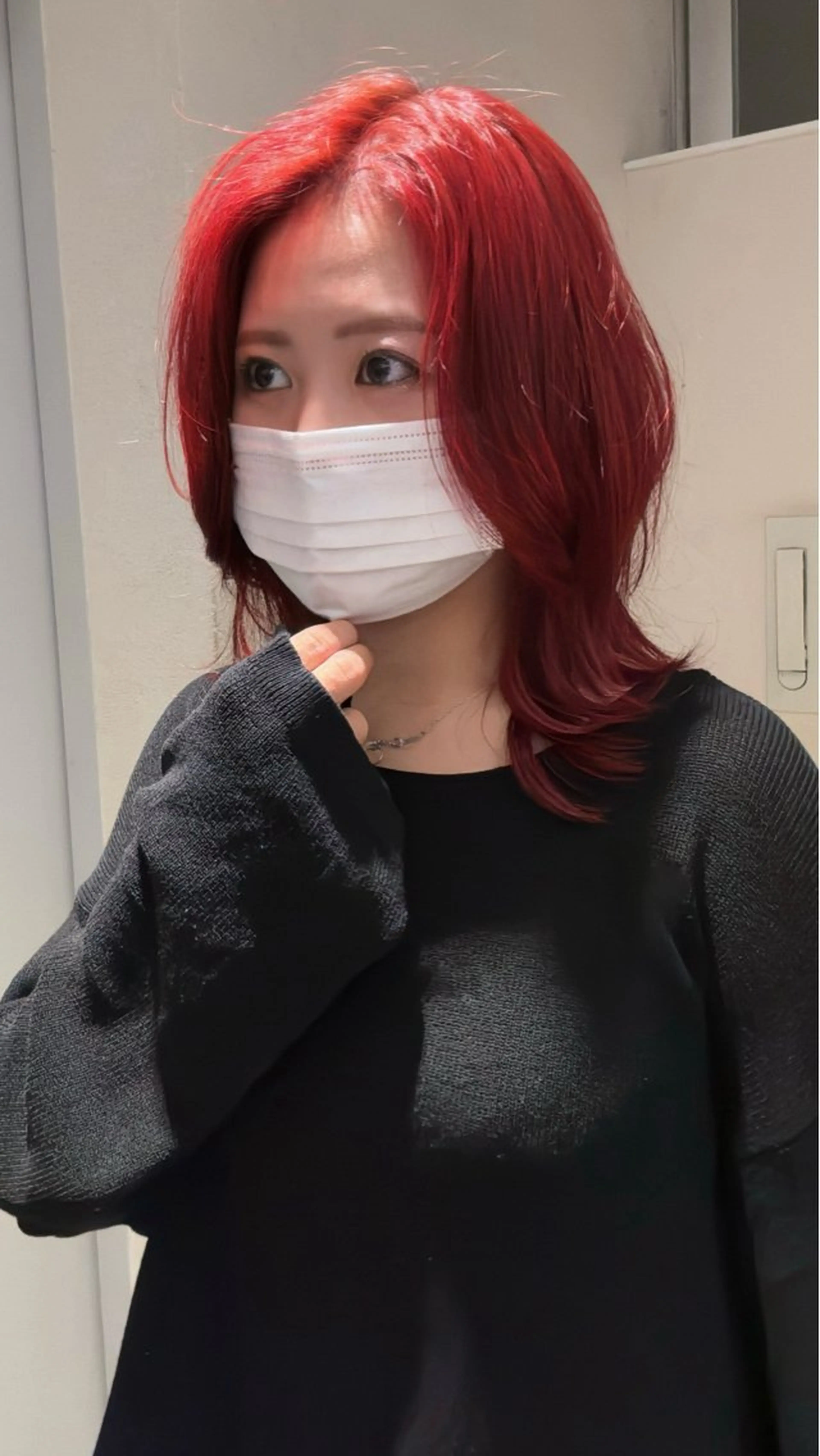 ミディアム カラー ブリーチ 透明感カラー ブリーチなしカラー レッドカラー ヘアカラー SALOWIN 神宮前５丁目店所属・メンズ/特殊ヘア パーマ🕷️小夏貴也のヘアスタイル
