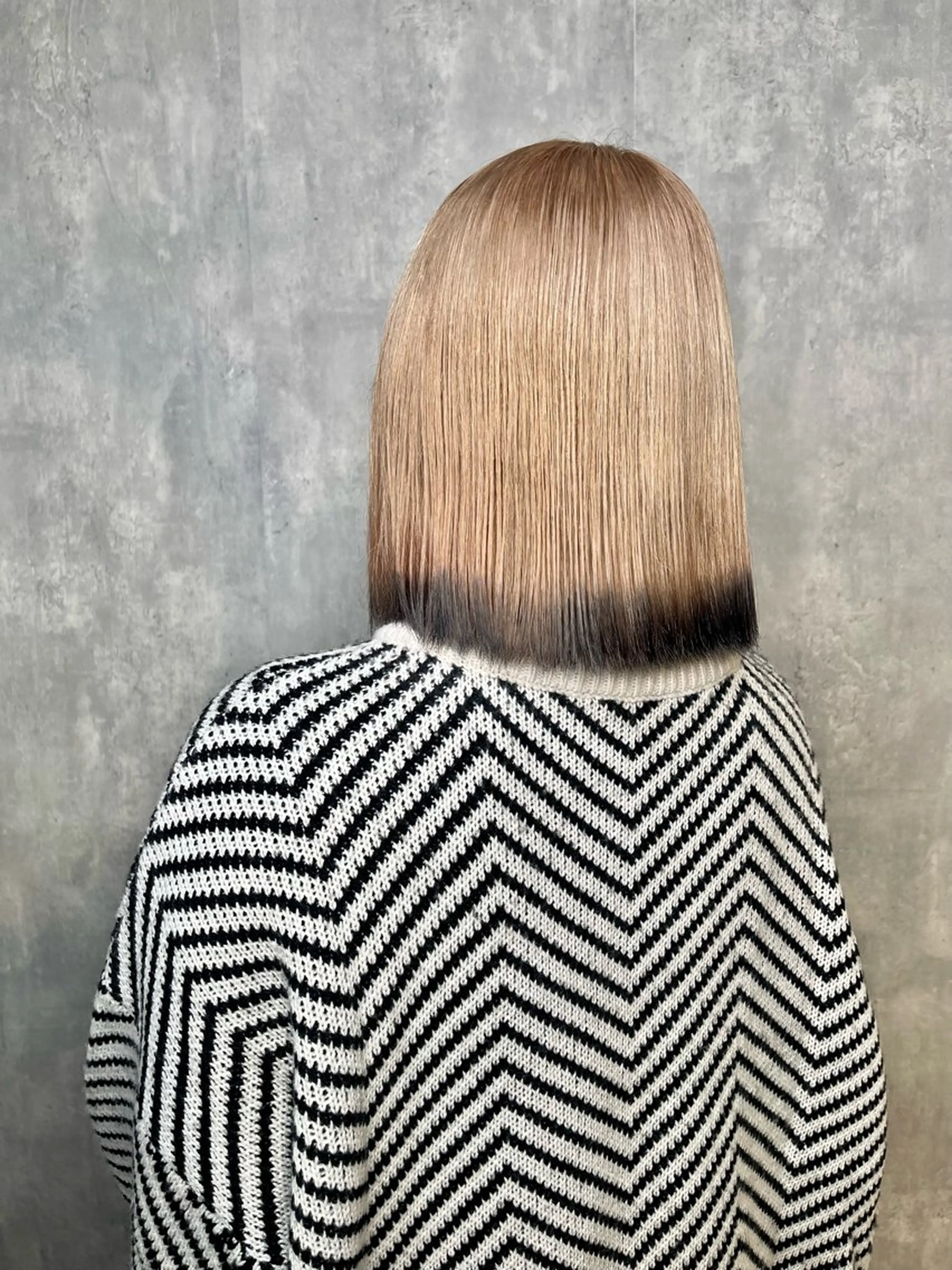 ミディアム カラー ベージュカラー ブリーチ ミルクティーベージュ ボブ ムラ修正/ ハイトーン💖Riaのヘアスタイル