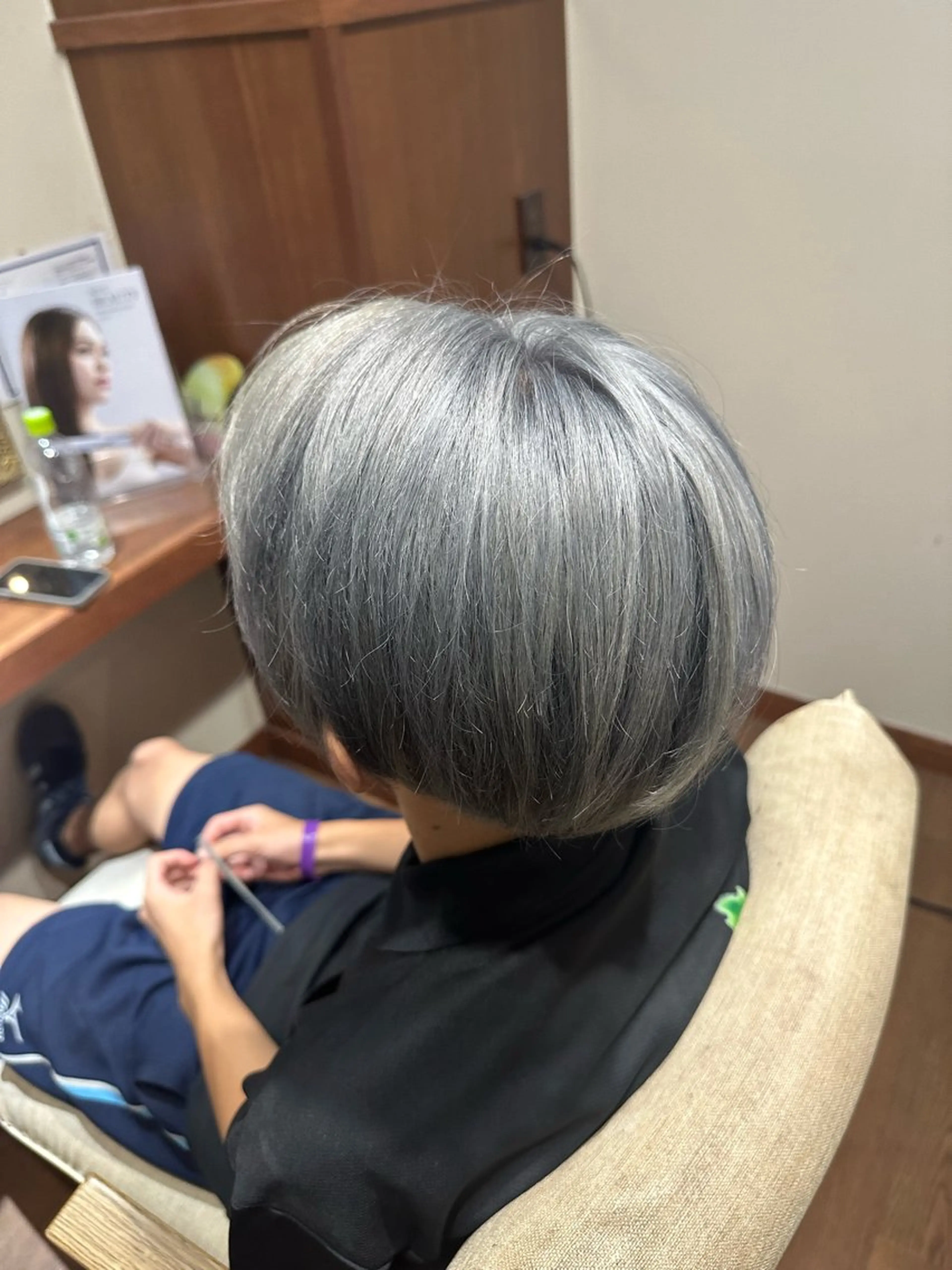 ショート メンズ ヘアカラー トリートメント RINA .のヘアスタイル