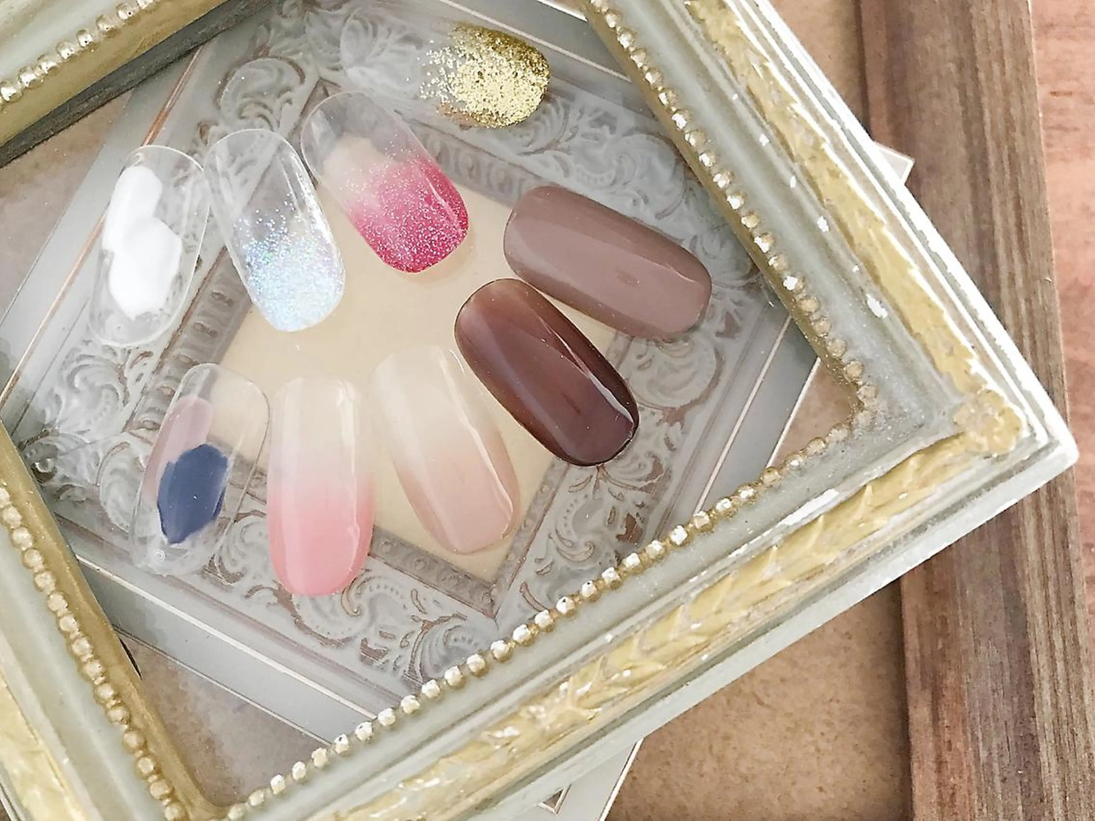 【自爪オフ無しの方限定】ハンドネイル💅ワンカラー・カラーグラデーション、選べるカラー200色以上！の写真