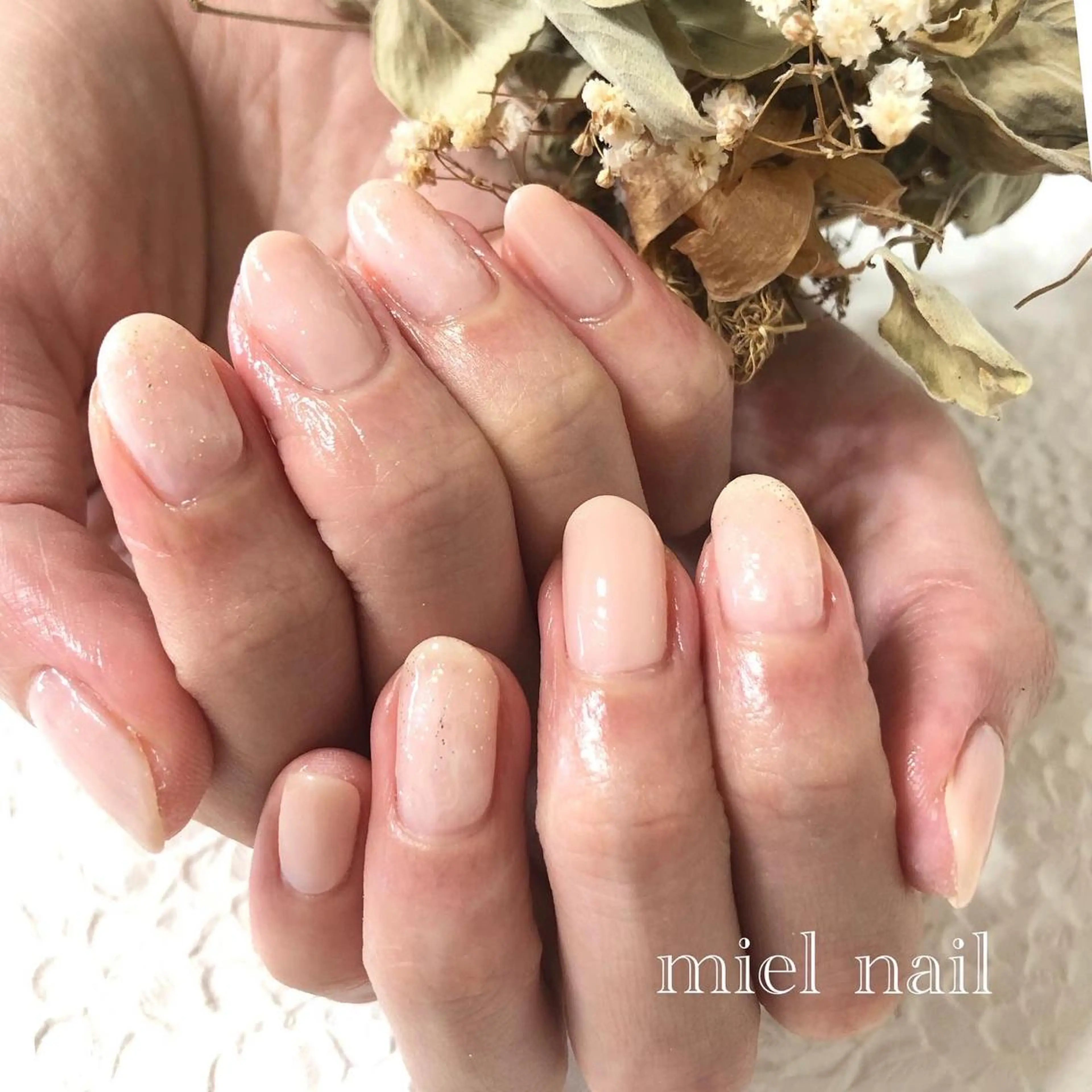 ショート ハンドネイル miel nailのネイルデザイン