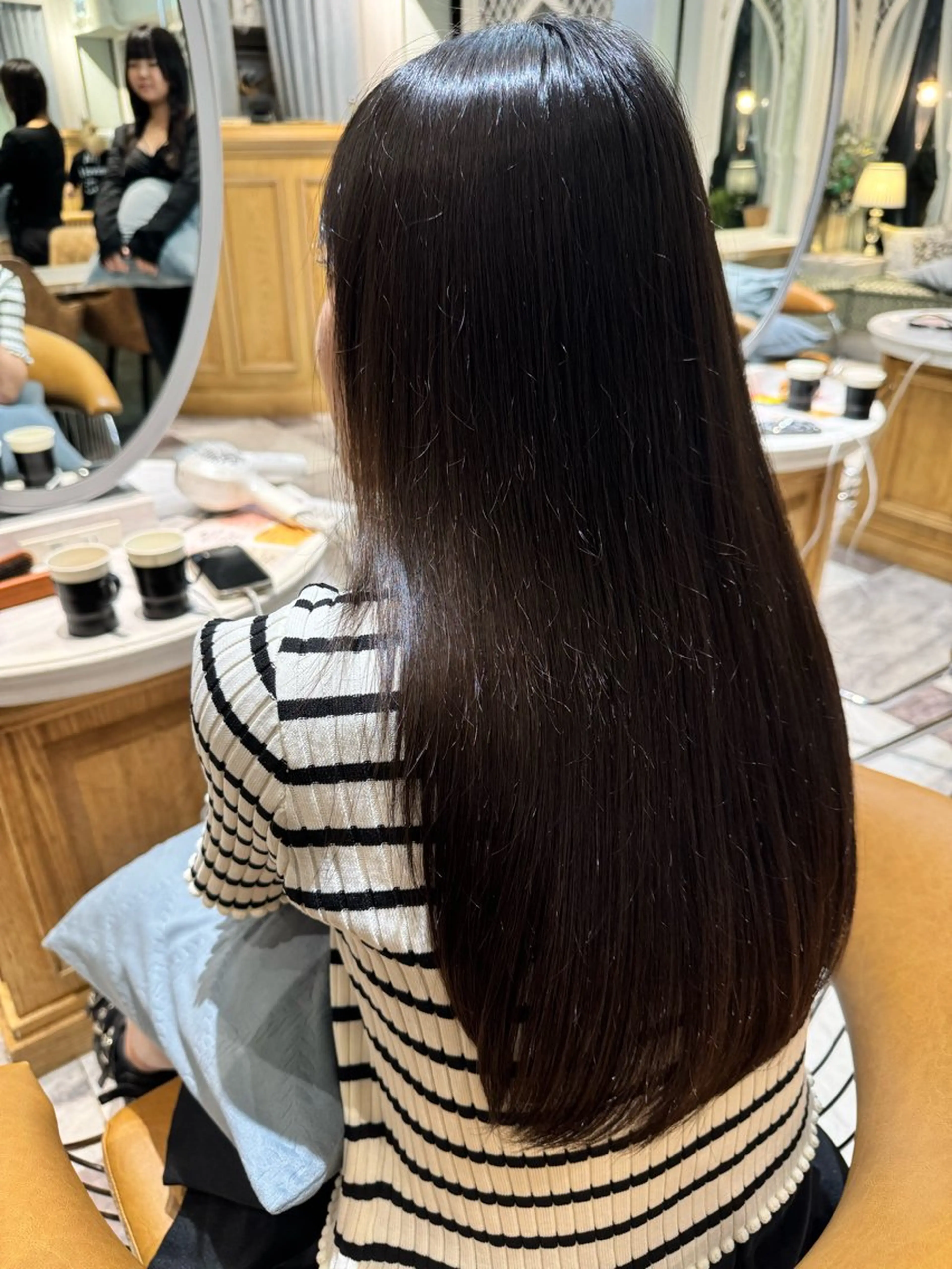 ロング 服部大地/ブリーチ 無しWカラー髪質改善のヘアスタイル