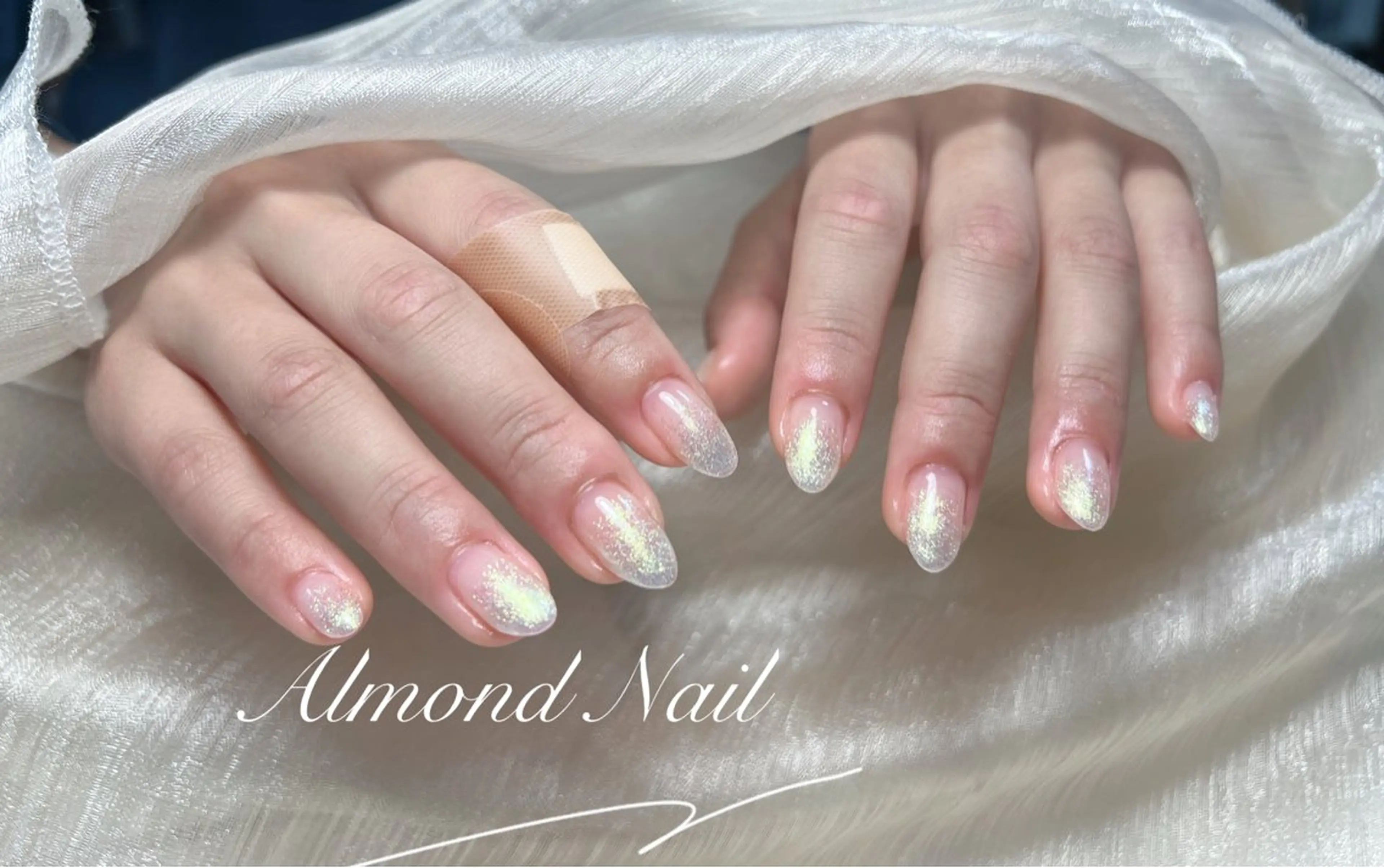 ネイル ハンドネイル Almond Nail 亀戸のネイルデザイン