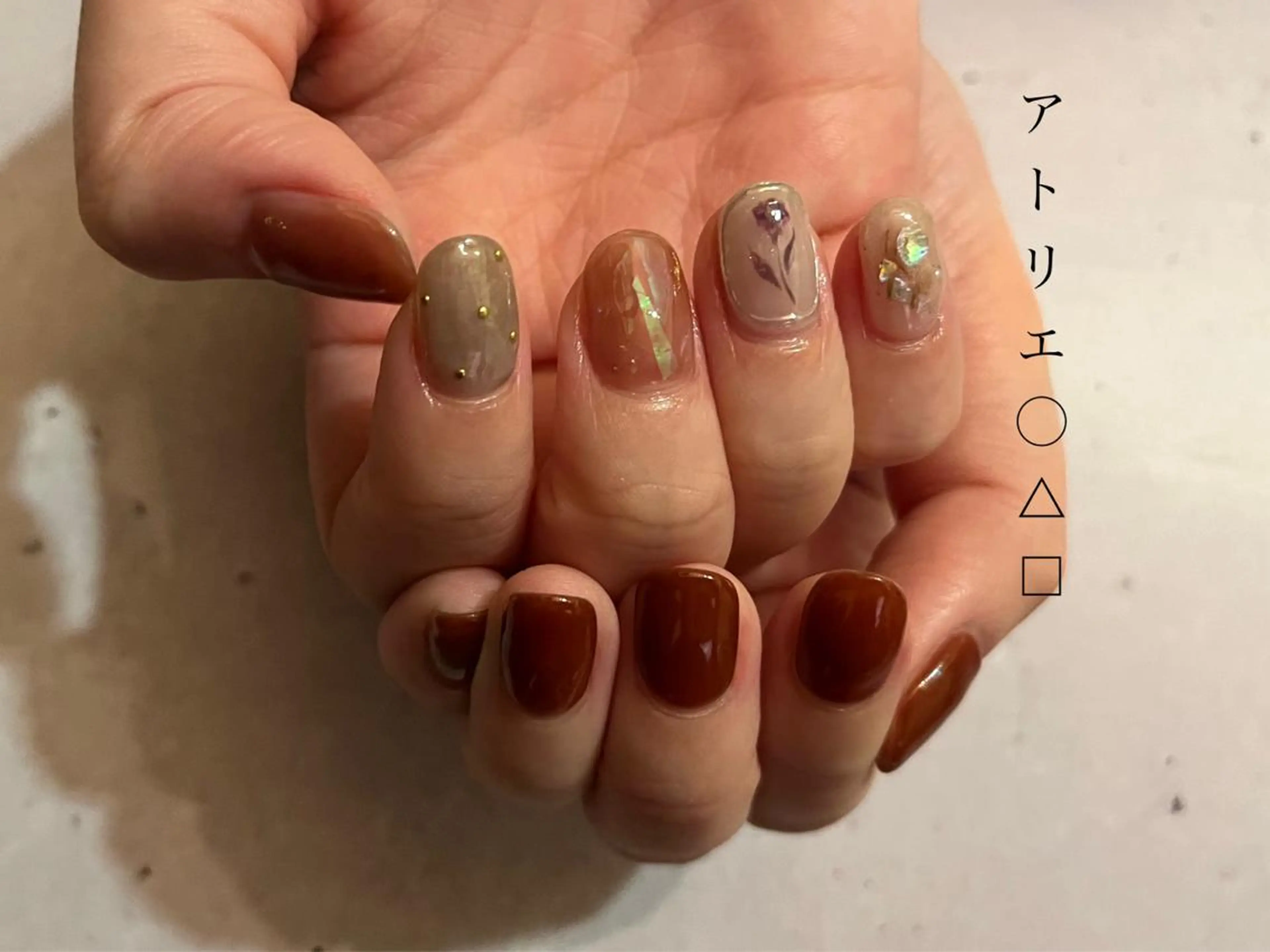ネイル ハンドネイル アトリエ ○△□のネイルデザイン